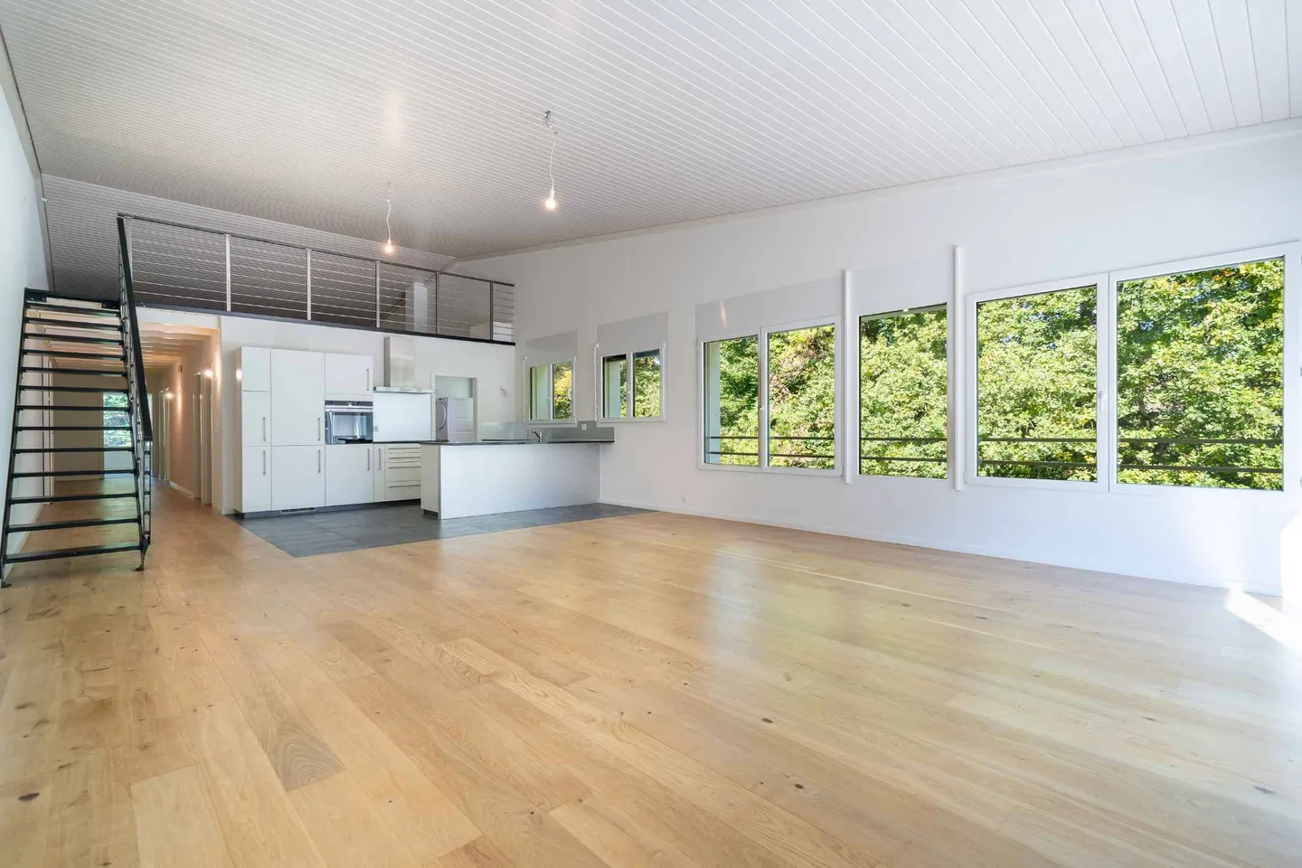 Affascinante semi-loft con volumi generosi e architettura aperta - Foto 1 di 12