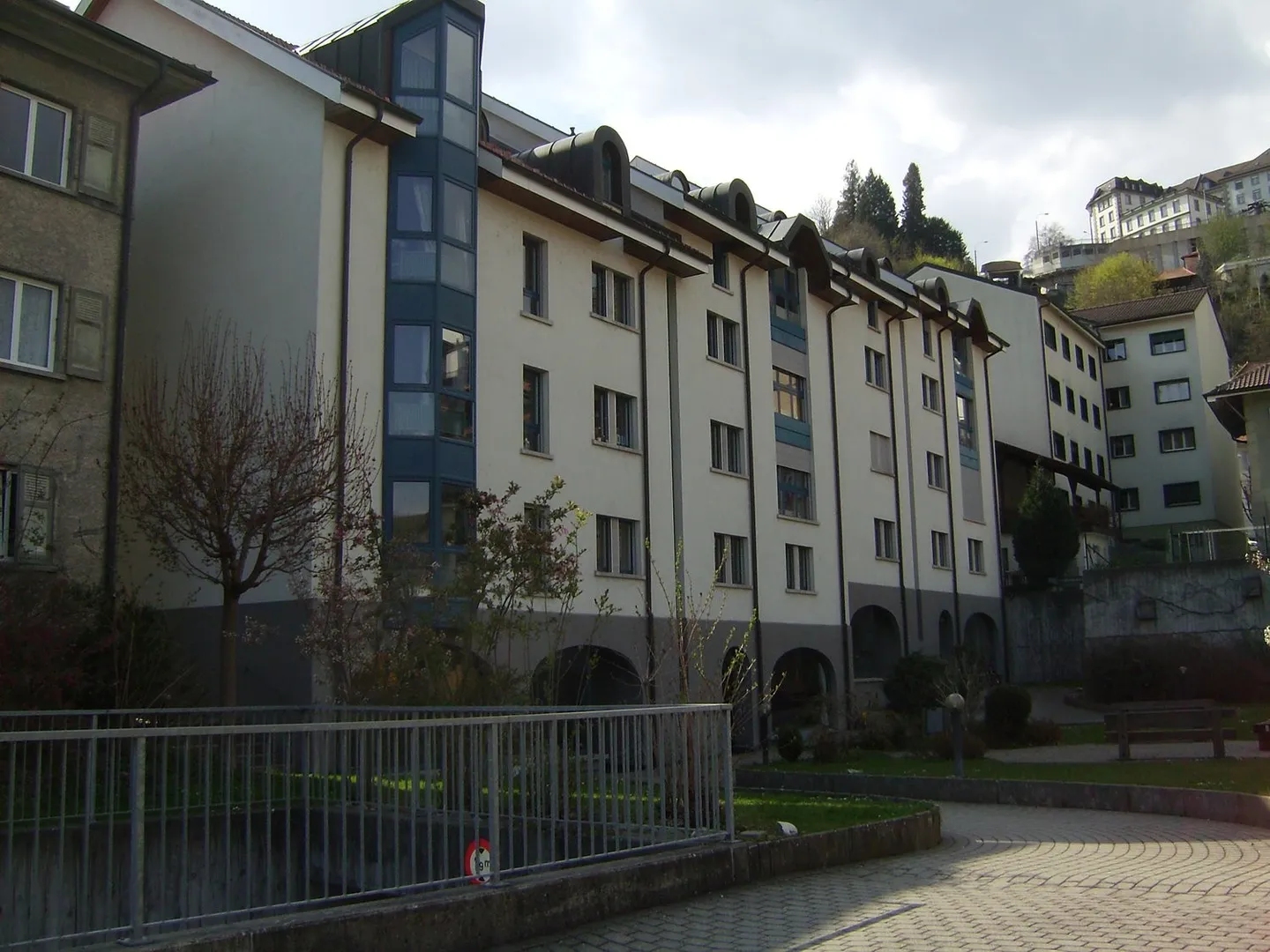 Vollständig renovierte 4,5-Zimmer-Wohnung - Foto 7 von 7