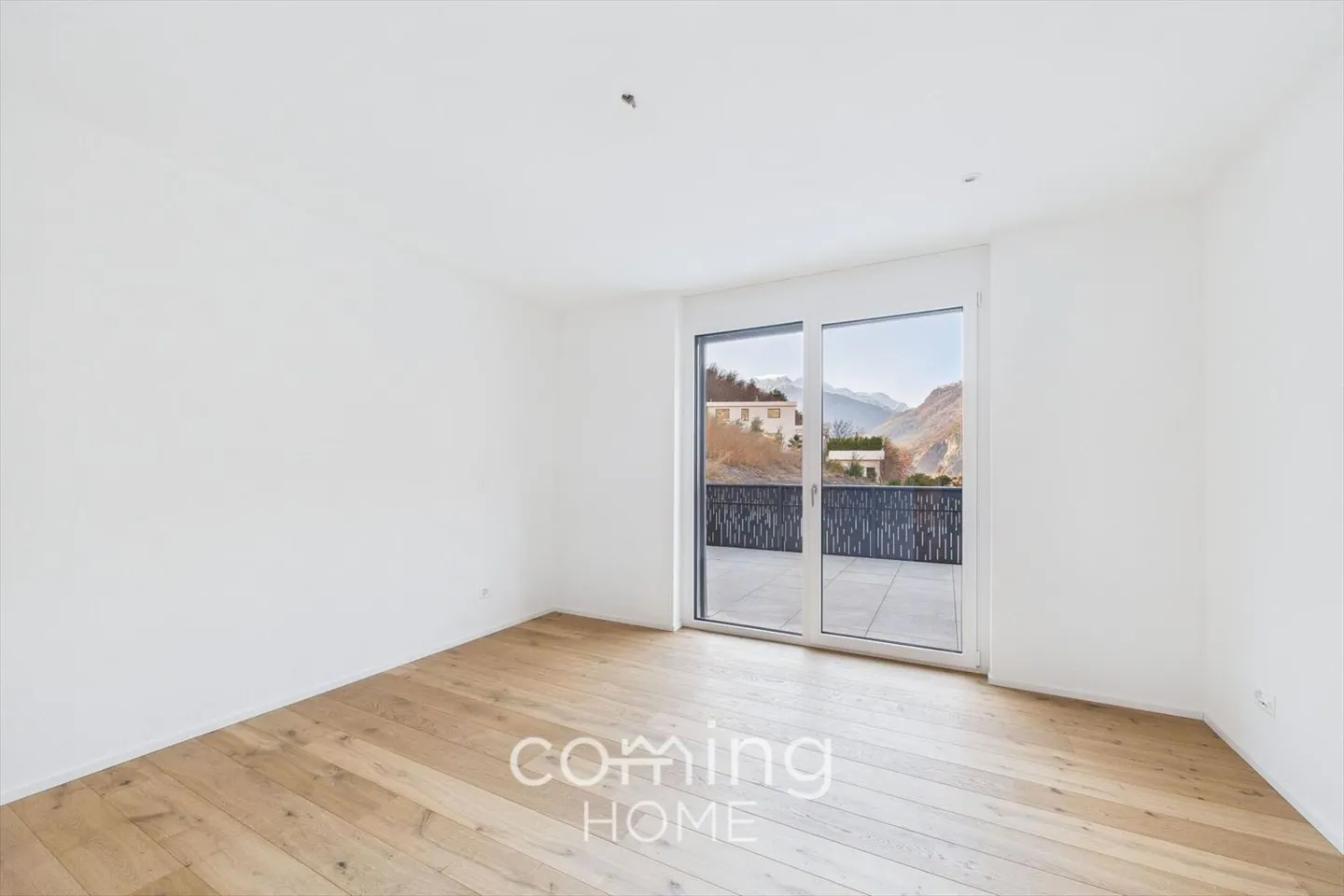 Modern Living above Visp - 4.5-Room Apartment with Panoramic Views - Photo 6 of 13