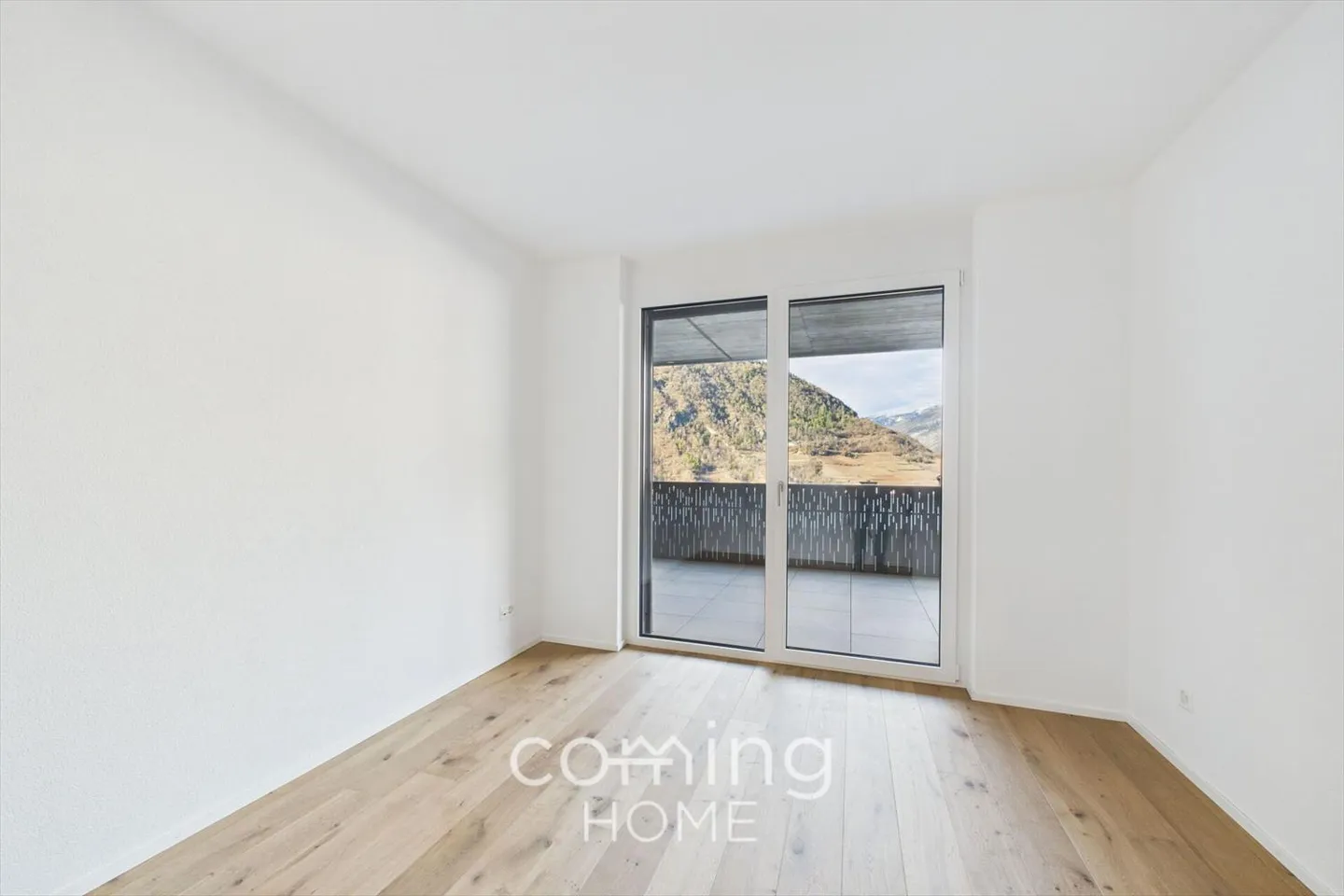 Modern Living above Visp - 4.5-Room Apartment with Panoramic Views - Photo 8 of 13