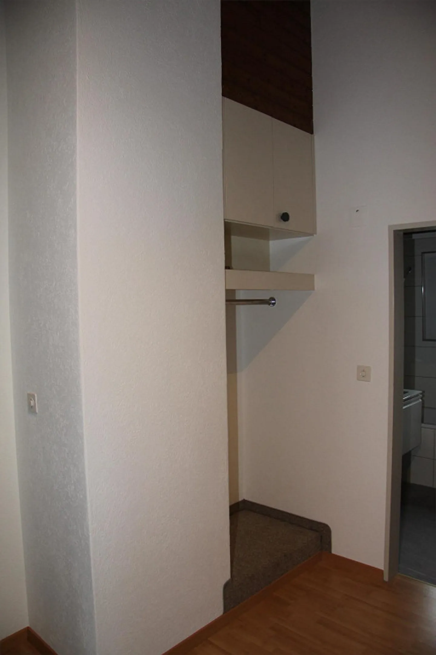 2 1/2 Room Apartment - Photo 7 of 9