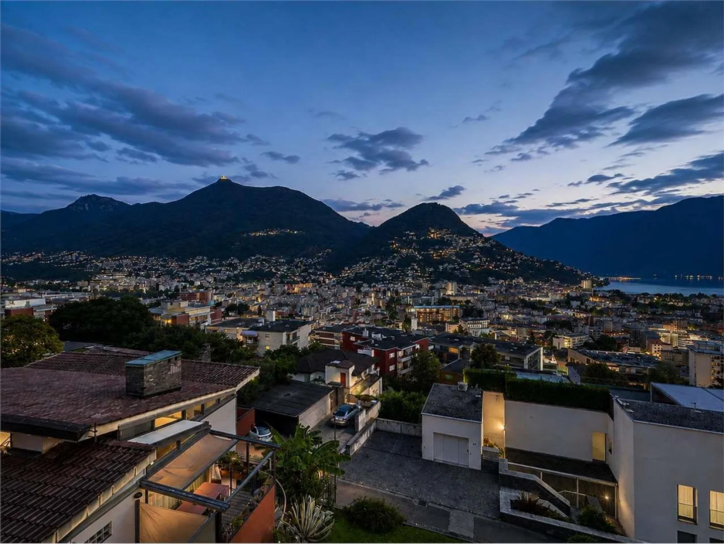 VISTA LAGO E TRANQUILLITÀ - 3.5 LOCALI - Foto 2 di 13