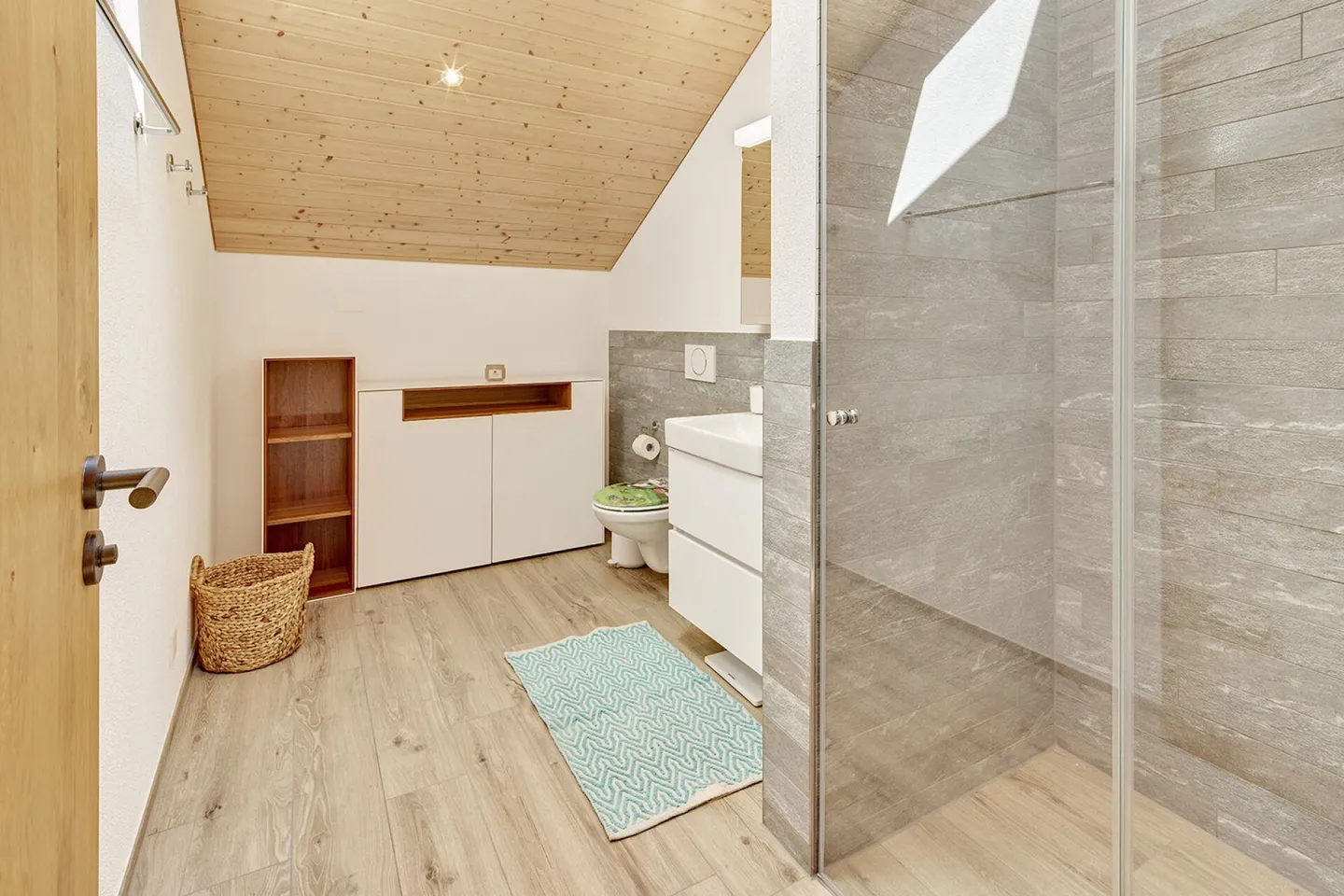 Melchtal - Penthouse in the Heart of the Swiss Mountains - Photo 7 of 27
