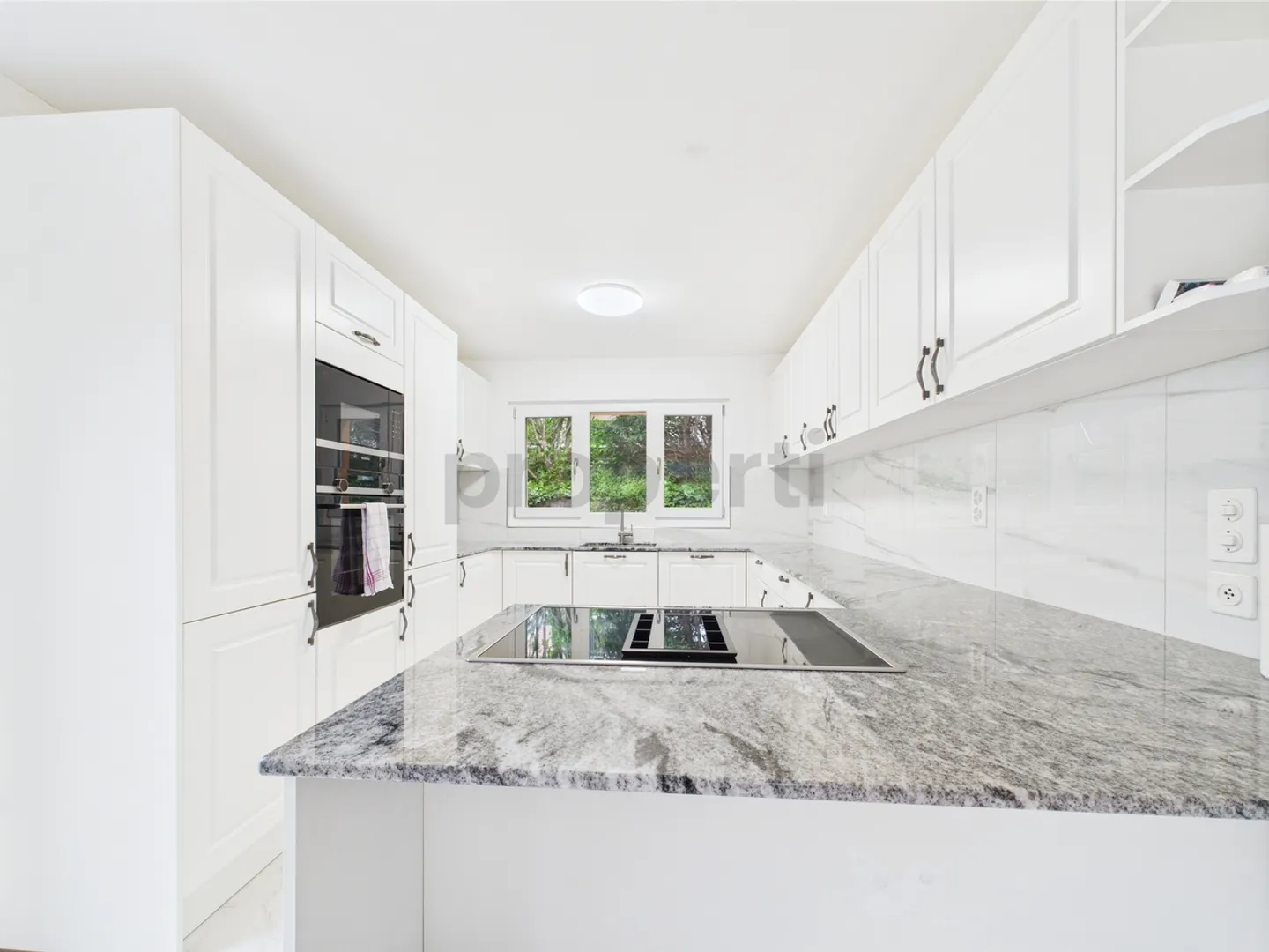 Outstanding 7.5-room single-family house in Reigoldswil, Canton BL - Photo 1 of 9