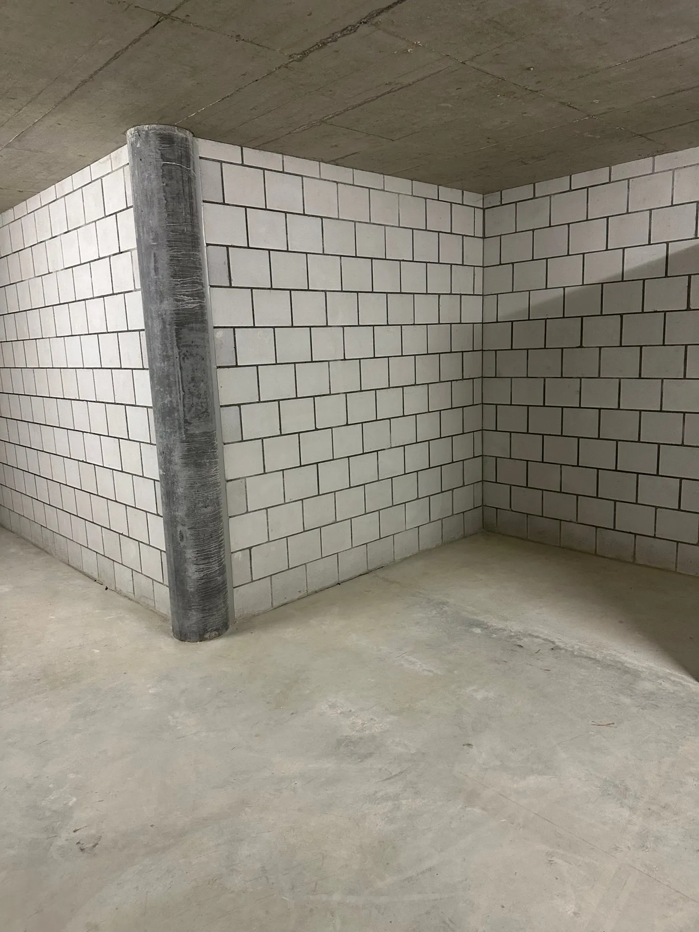 Storage Rooms - Photo 2 of 4