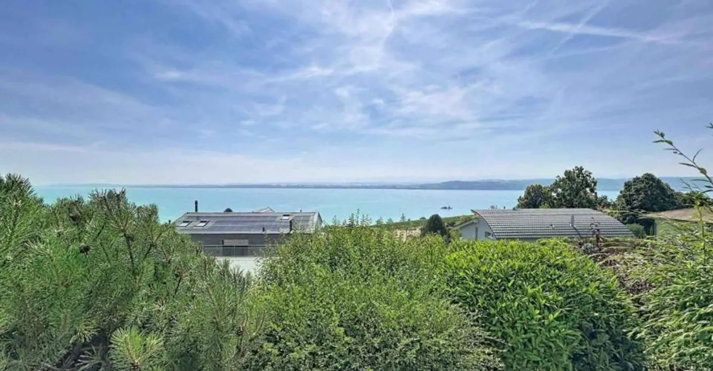 Einfamilienhaus mit 4,5 Zimmern, Terrasse und unabhängigem Studio - Foto 1 von 12