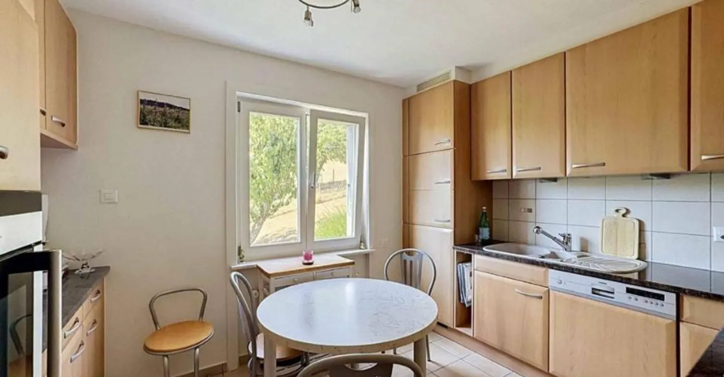 Einfamilienhaus mit 4,5 Zimmern, Terrasse und unabhängigem Studio - Foto 6 von 12
