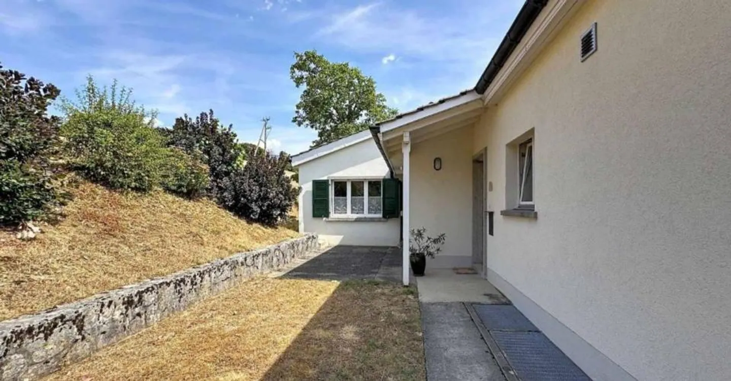Einfamilienhaus mit 4,5 Zimmern, Terrasse und unabhängigem Studio - Foto 11 von 12