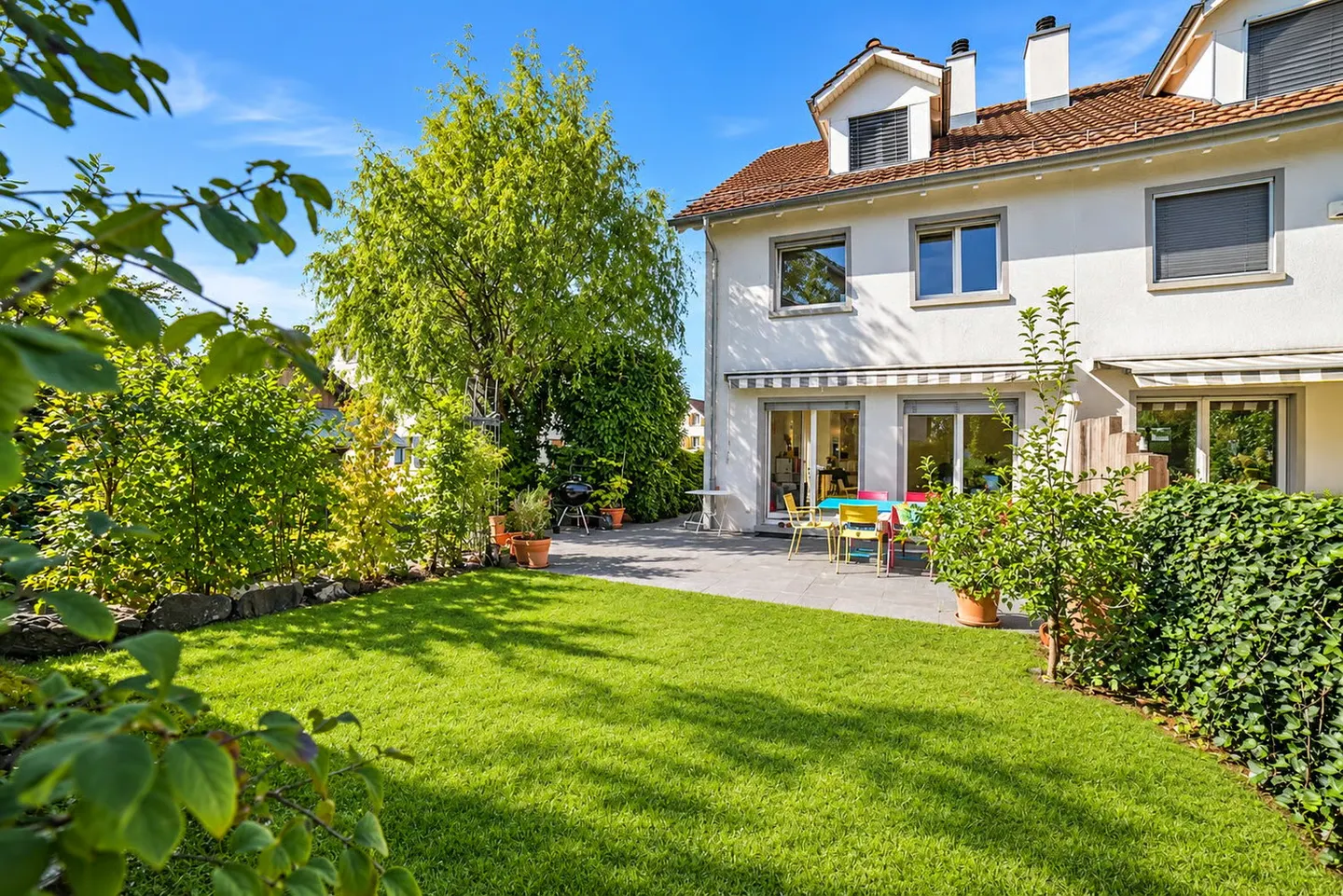 Affascinante casa di 6,5 stanze a Männedorf – Disponibile da dicembre 2026 - Foto 1 di 15
