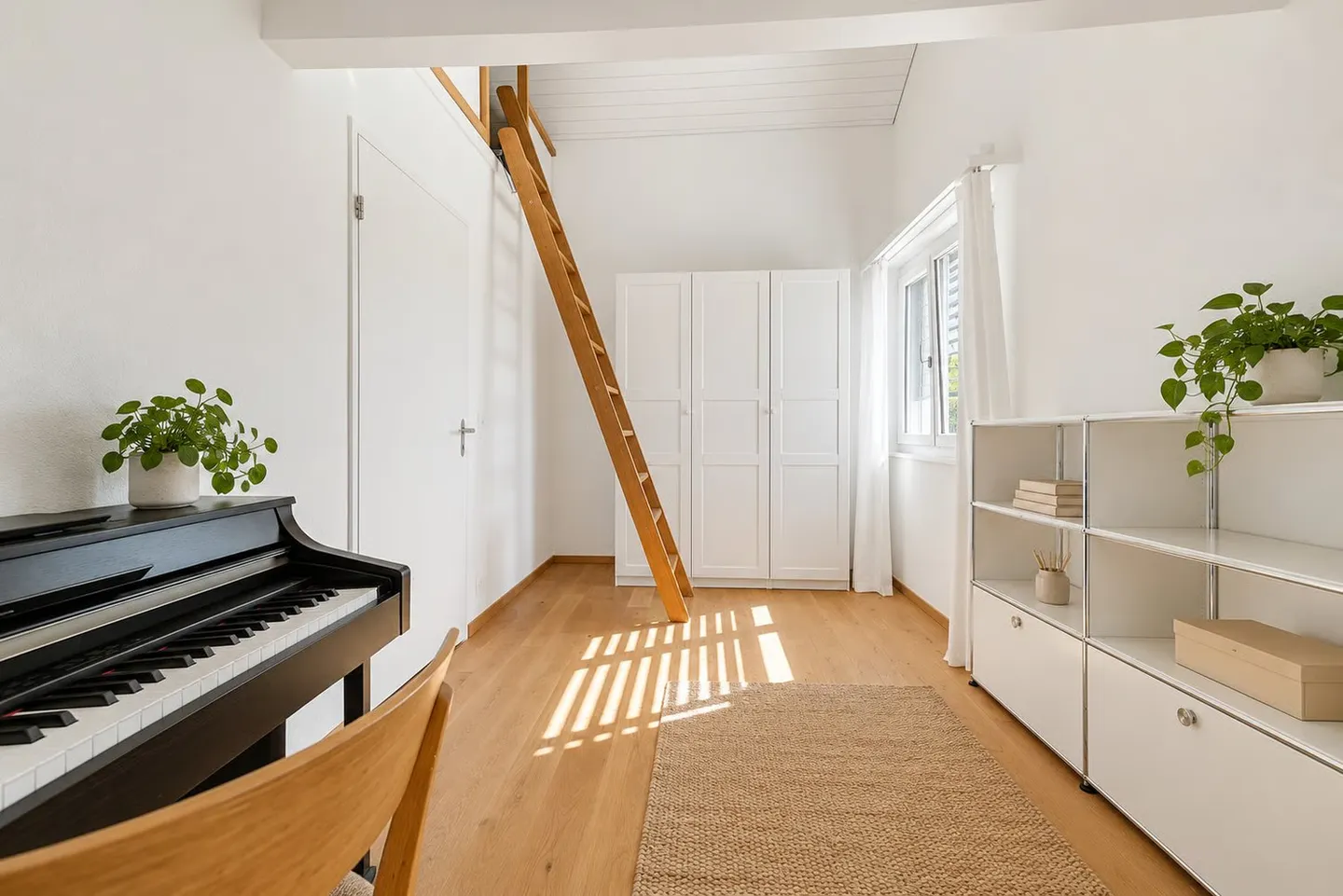 Affascinante casa di 6,5 stanze a Männedorf – Disponibile da dicembre 2026 - Foto 11 di 15