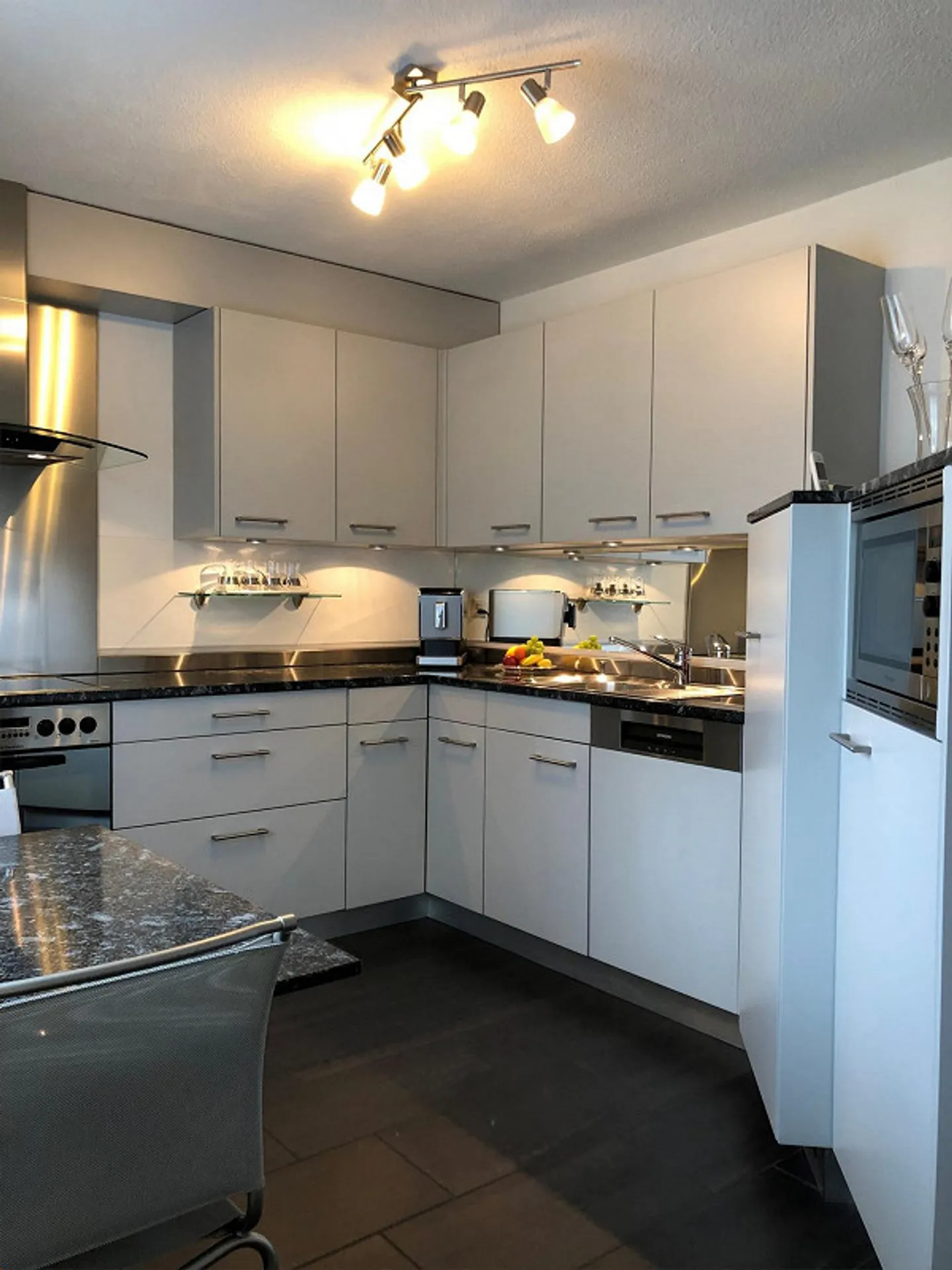 Venduto - Casa Plurifamiliare Vicino al Centro, Posizione Tranquilla, Soleggiata - Foto 11 di 13