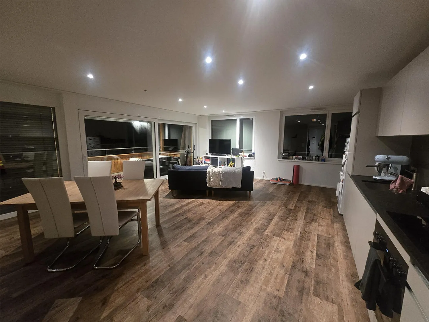 Charmant appartement 2.5 pièces - Photo 1 sur 9