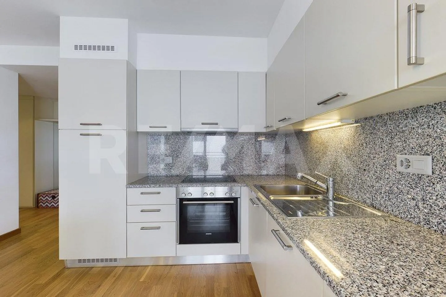 Elegante Wohnung mit Blick auf Lugano und den See - Foto 9 von 13