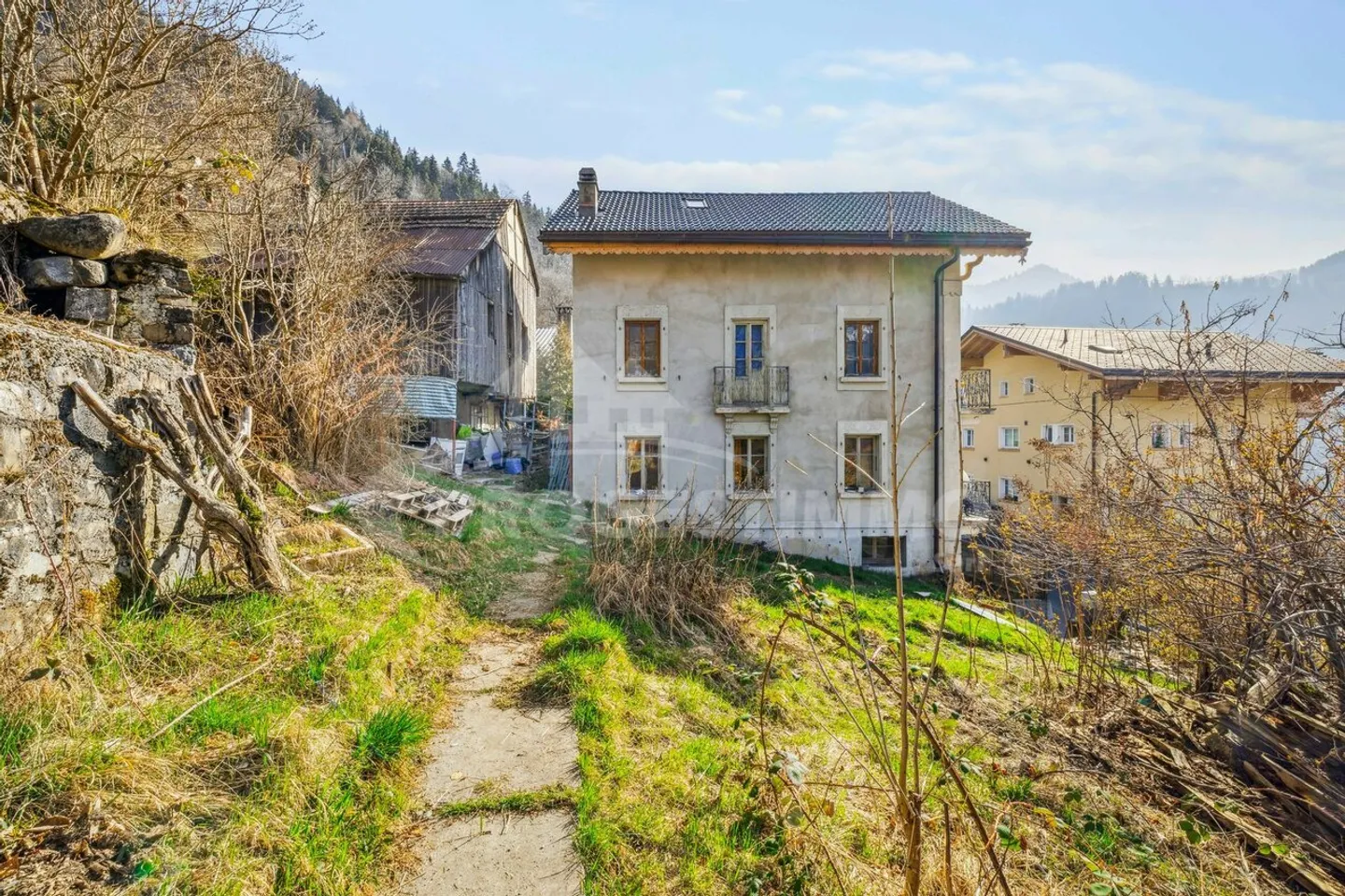 OPPORTUNITÀ ECCEZIONALE A SEPEY GRANDE CASA DA RISTRUTTURARE - Foto 2 di 10