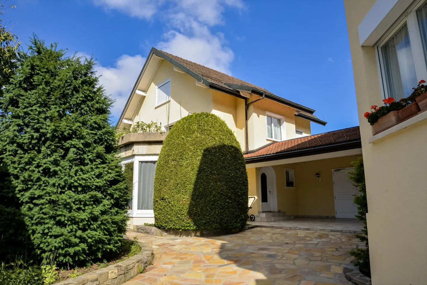 Appartamento 5.5 stanze - Foto 1 di 21
