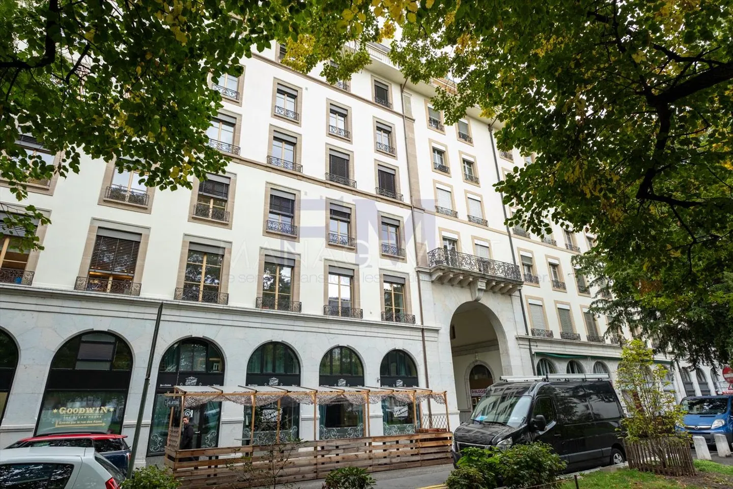 Rue des Alpes, Arcade di circa 70m2 con galleria di circa 30m2 - Foto 1 di 1