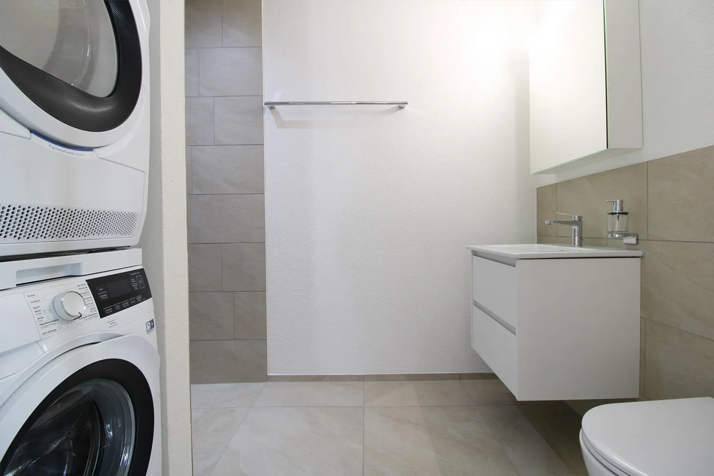 Appartamento moderno di 3,5 stanze con grande balcone - Foto 4 di 5