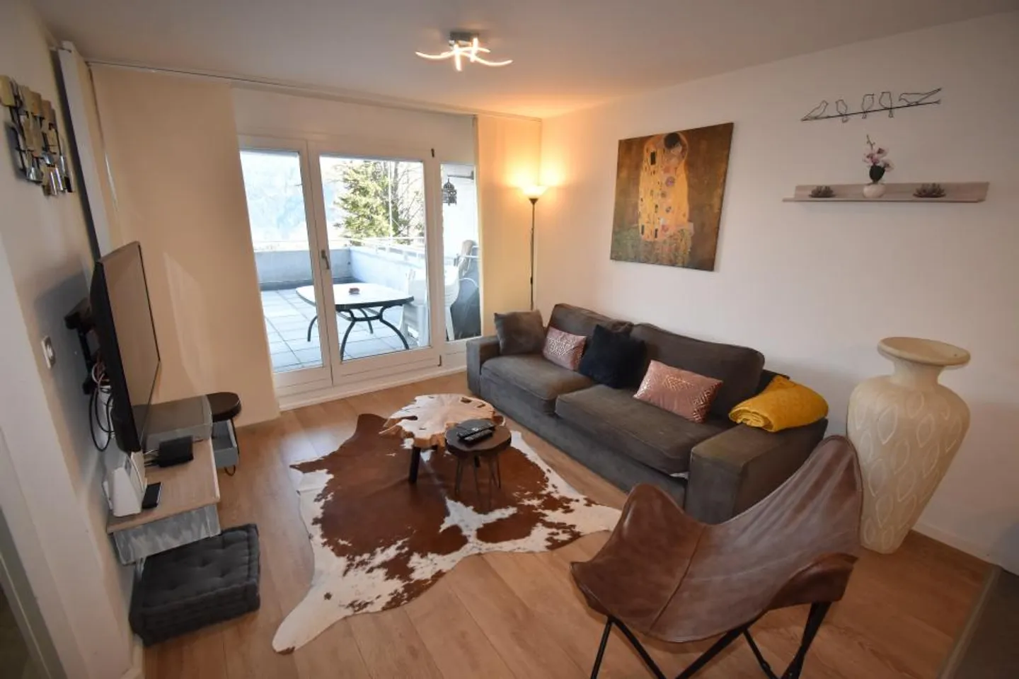 Appartamento 2,5 locali con grande terrazza - Foto 2 di 8