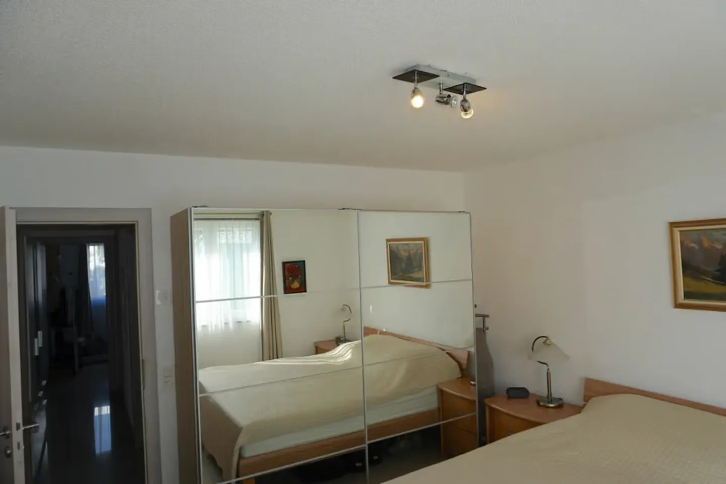 ARI-262 - Magnifique rez-de-jardin de 5,5 pièces dans une maison de standing à 2 - Foto 13 von 13