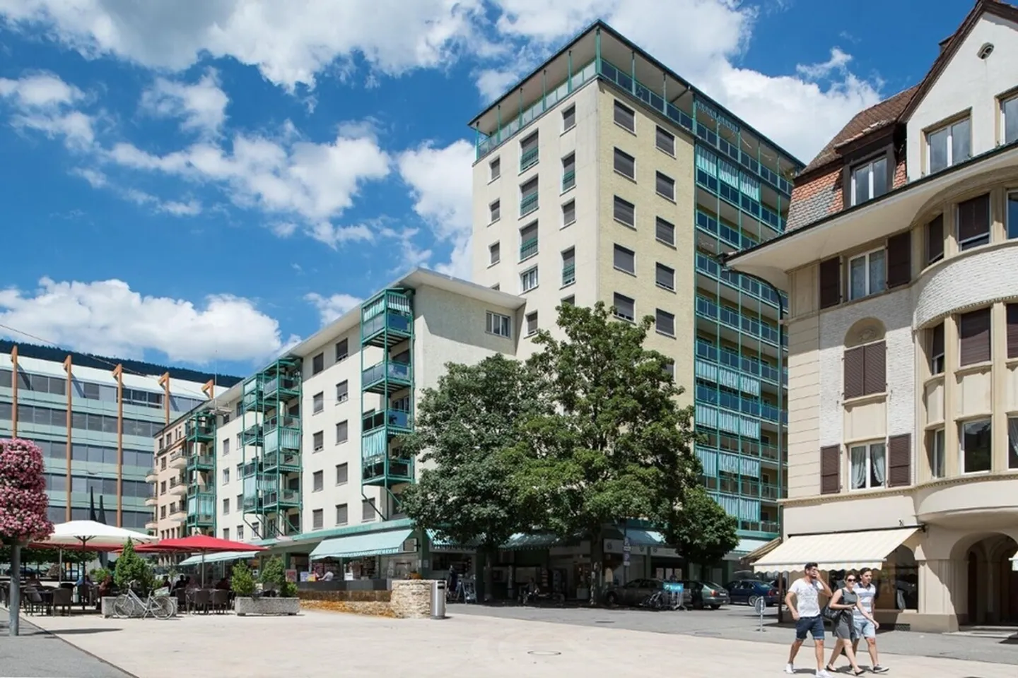 Appartement en attique au 10ème étage - vivre haut sans dépôt. - Photo 6 sur 6