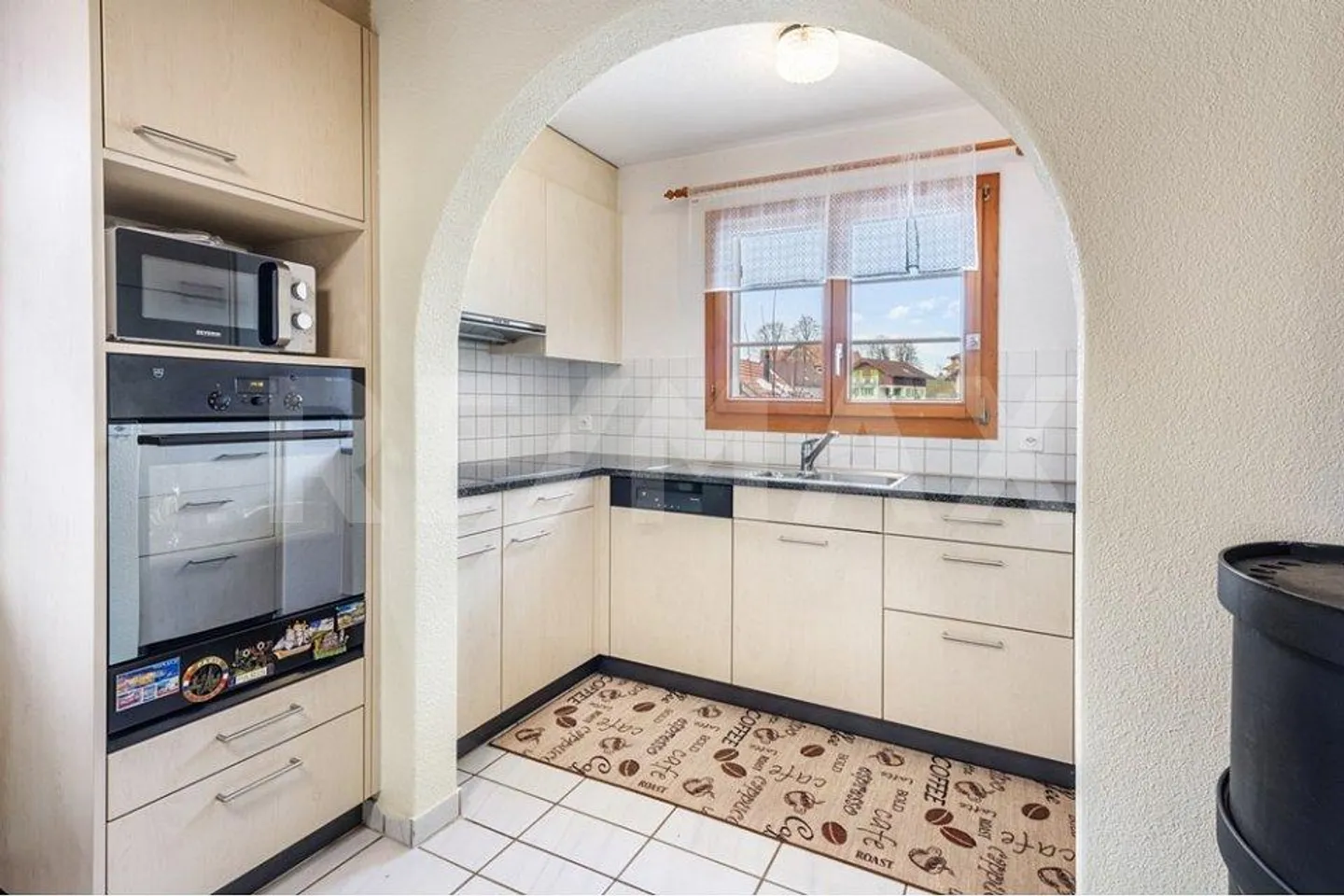 Charming 3½-Room Semi-Detached House - Photo 4 of 13