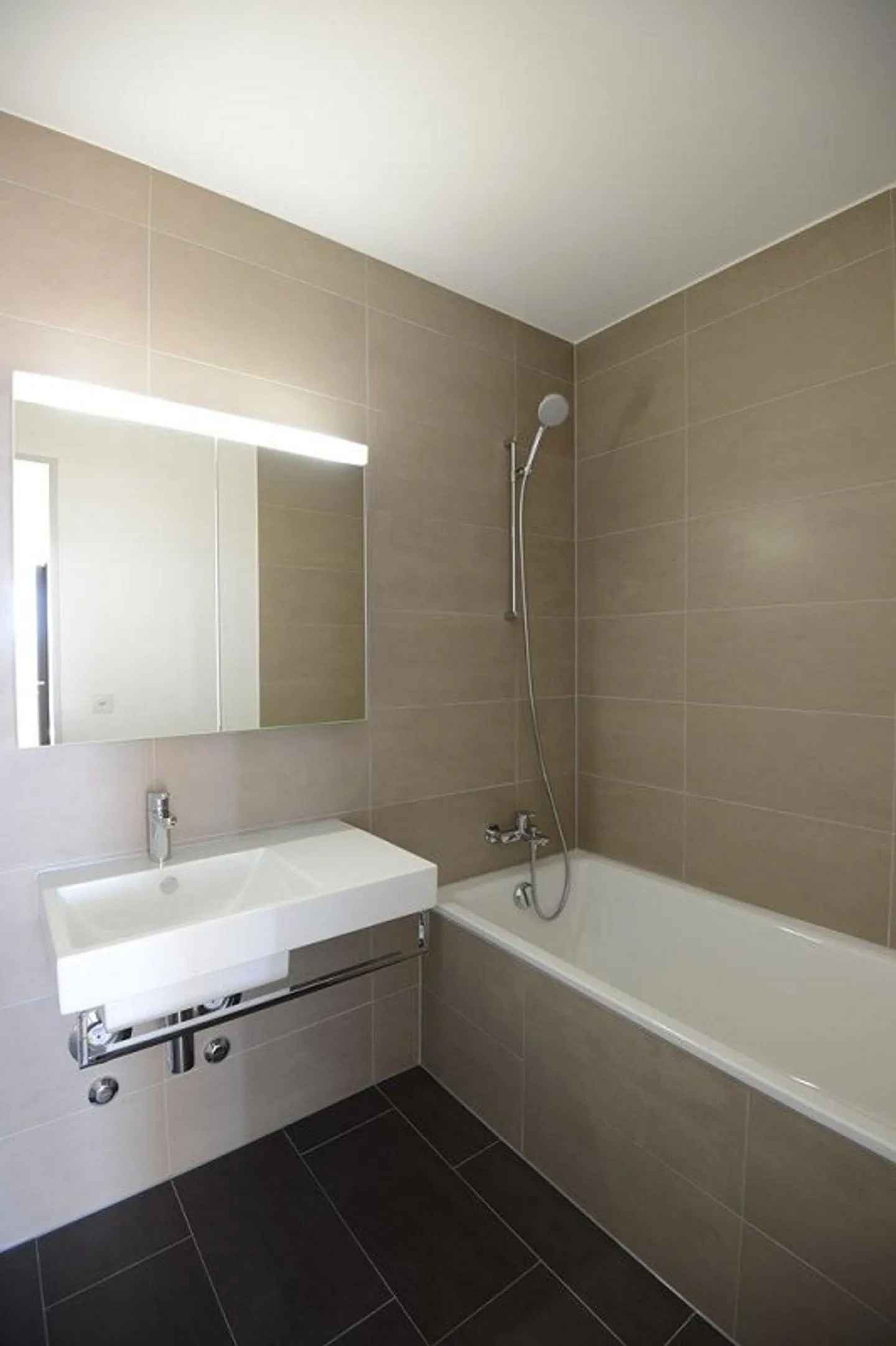 Komfortables Apartment im Glattpark - Foto 5 von 6