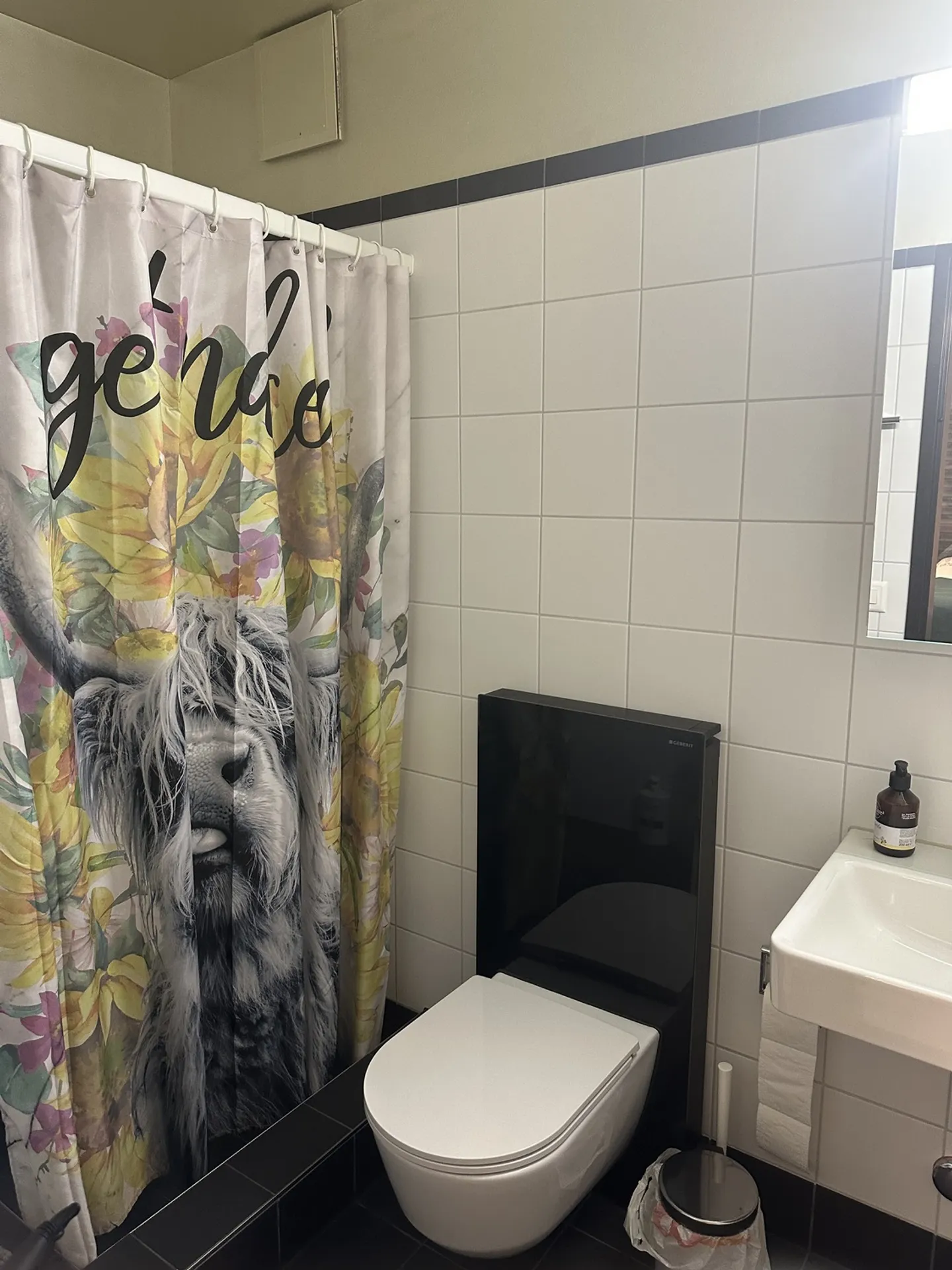 STUDIO IN ZÜRICH - KREIS 1, MÖBLIERT, TEMPORÄR - Foto 4 von 4