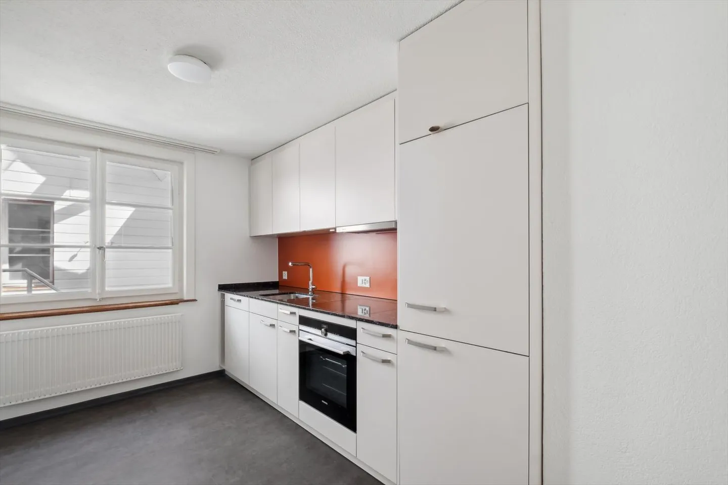 Proprietà ben tenuta con nove appartamenti - Foto 5 di 13