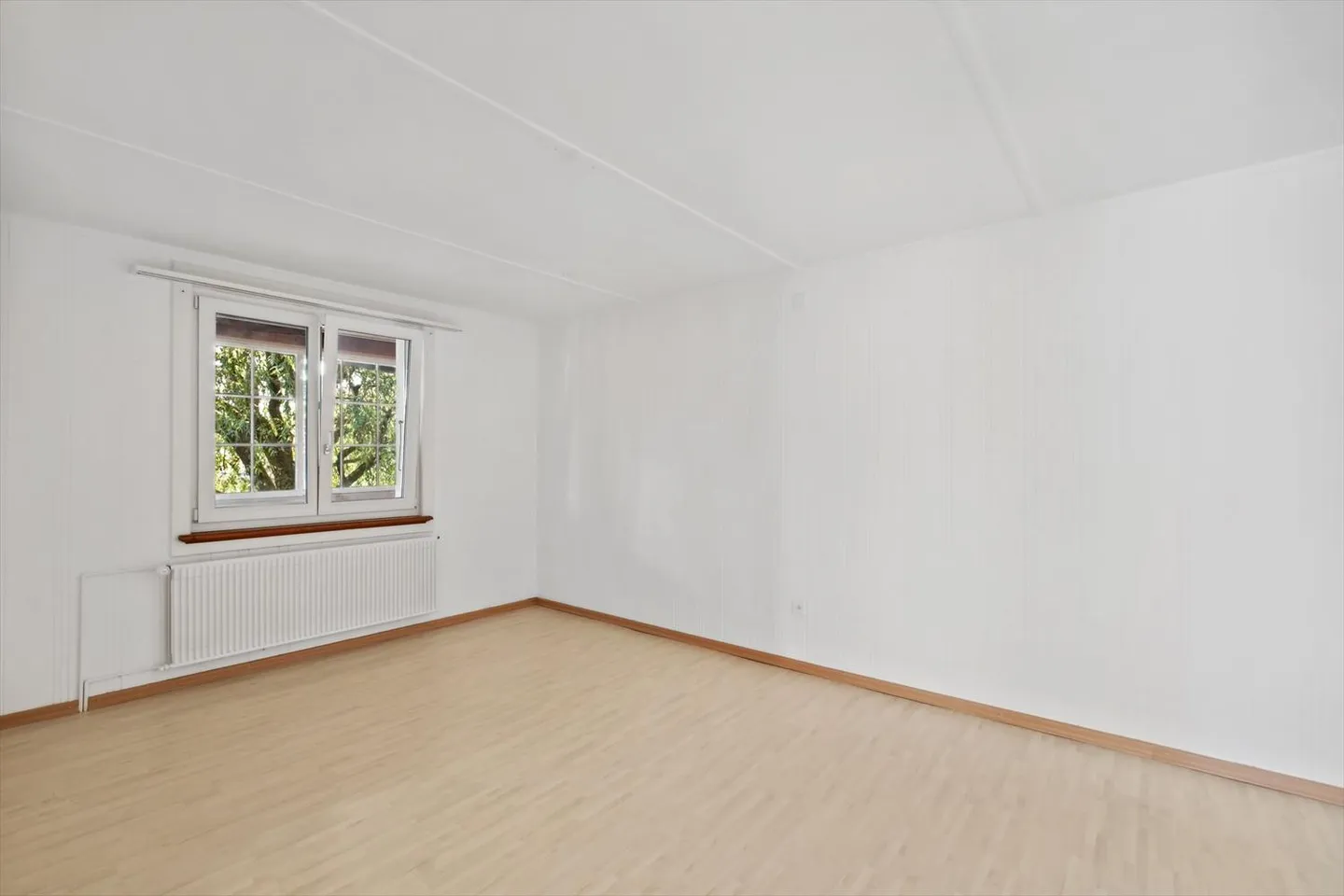 Proprietà ben tenuta con nove appartamenti - Foto 7 di 13