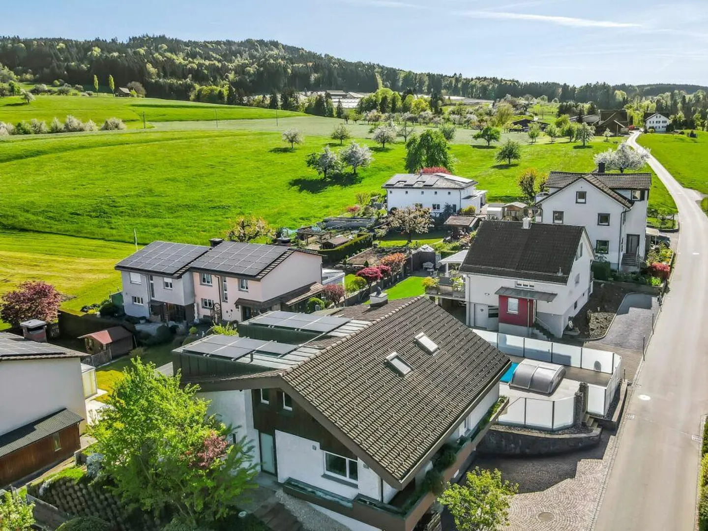 Ampio Spazio per Vivere: Casa Unifamiliare di 8,5 Stanze a Bernhardzell - Foto 2 di 20