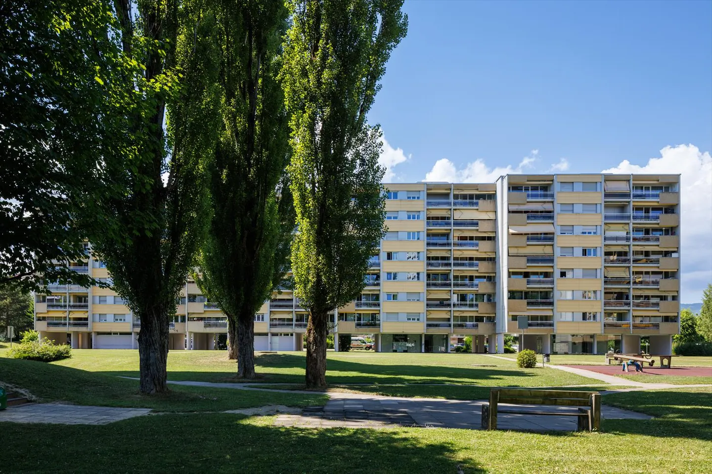 Individual Garage - Photo 3 of 5