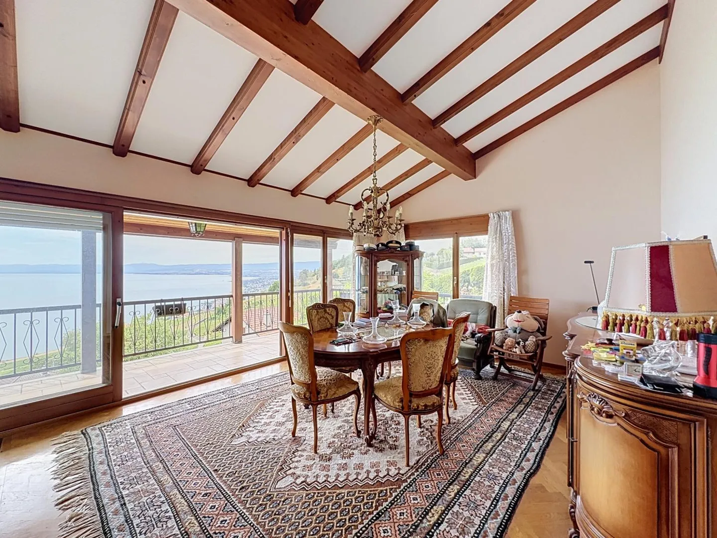 Außergewöhnliche Aussicht: Haus mit 2 Wohnungen - Foto 3 von 13