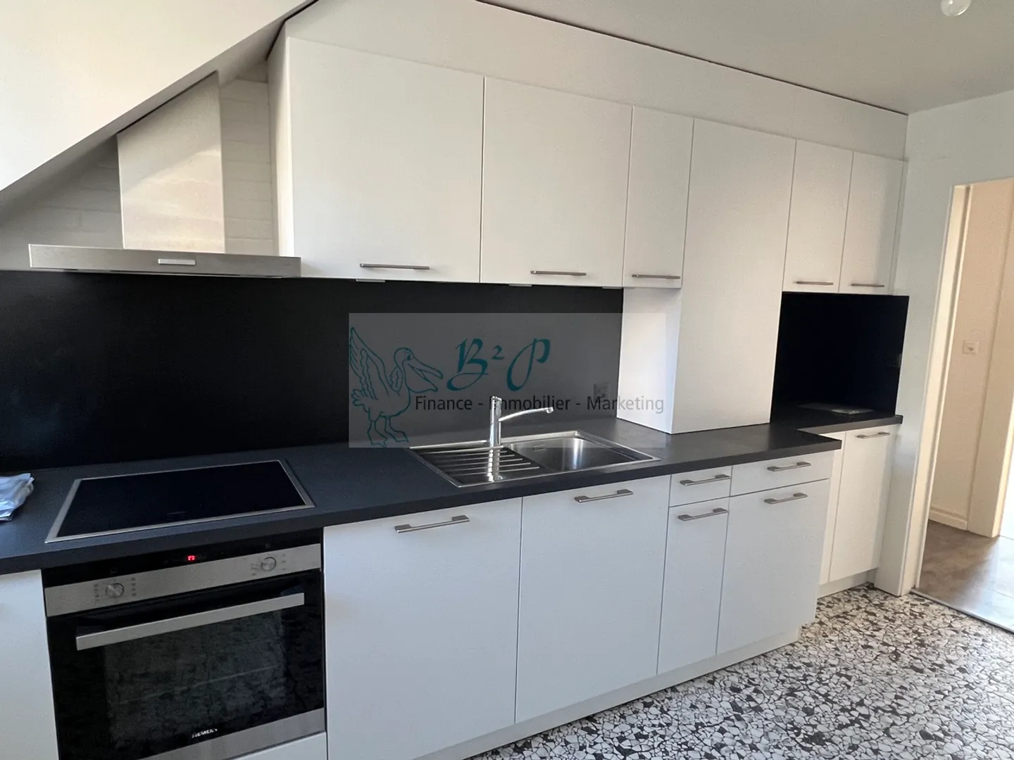 Charmante Wohnung mit Seeblick - Foto 1 von 7