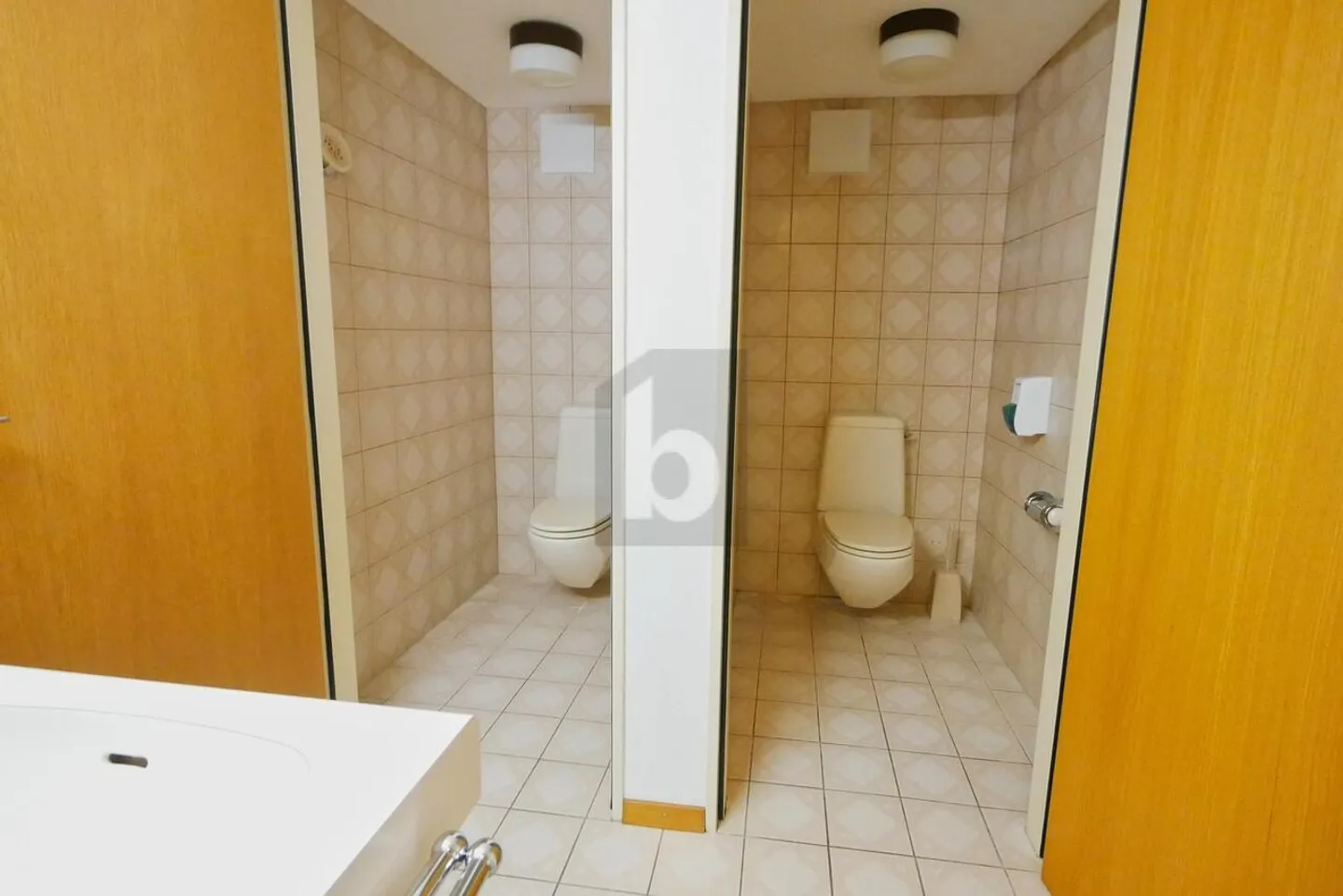 Ufficio 6 stanze - Foto 4 di 6