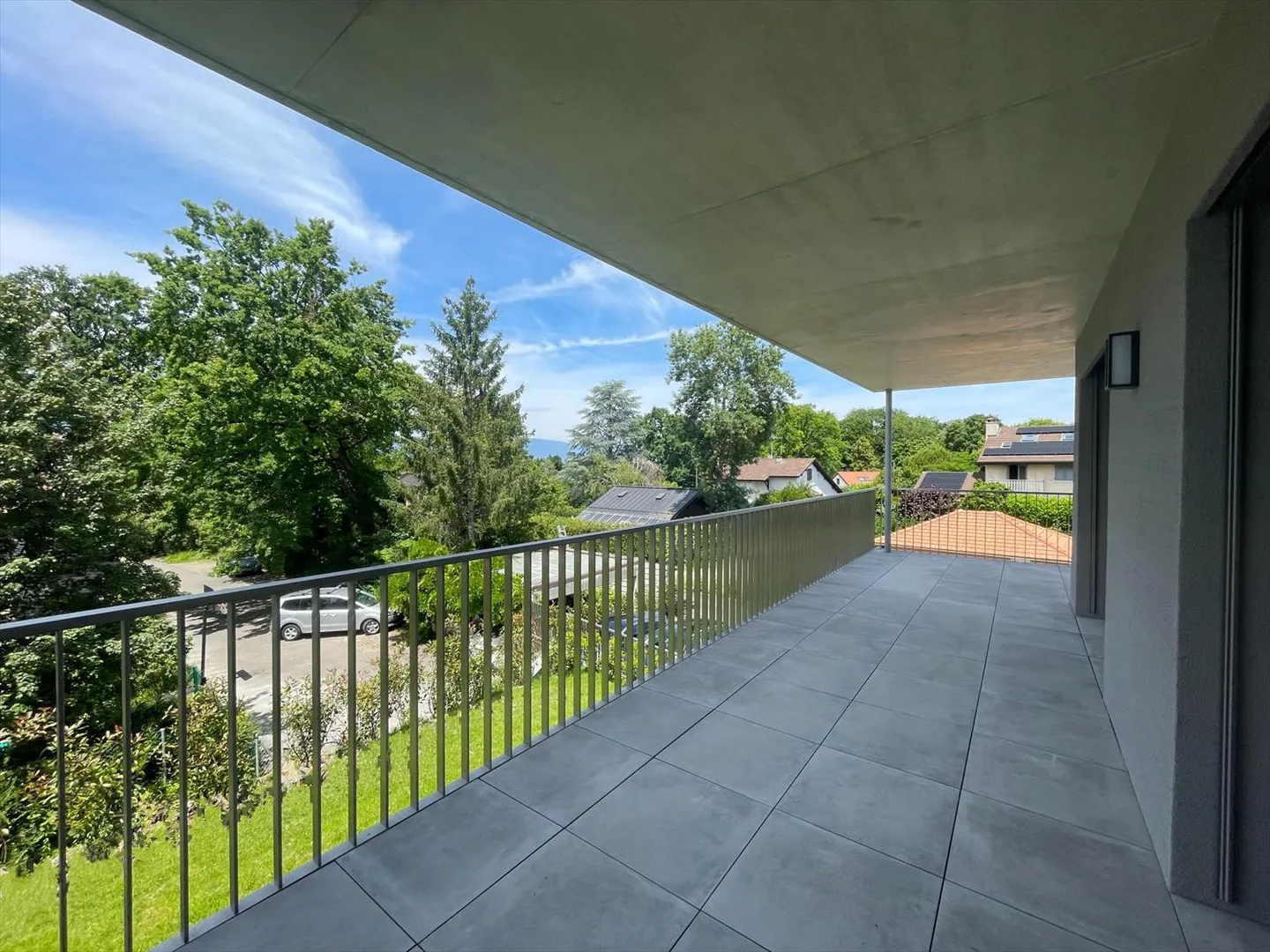 Appartamento con terrazza 4 stanze - Foto 1 di 8