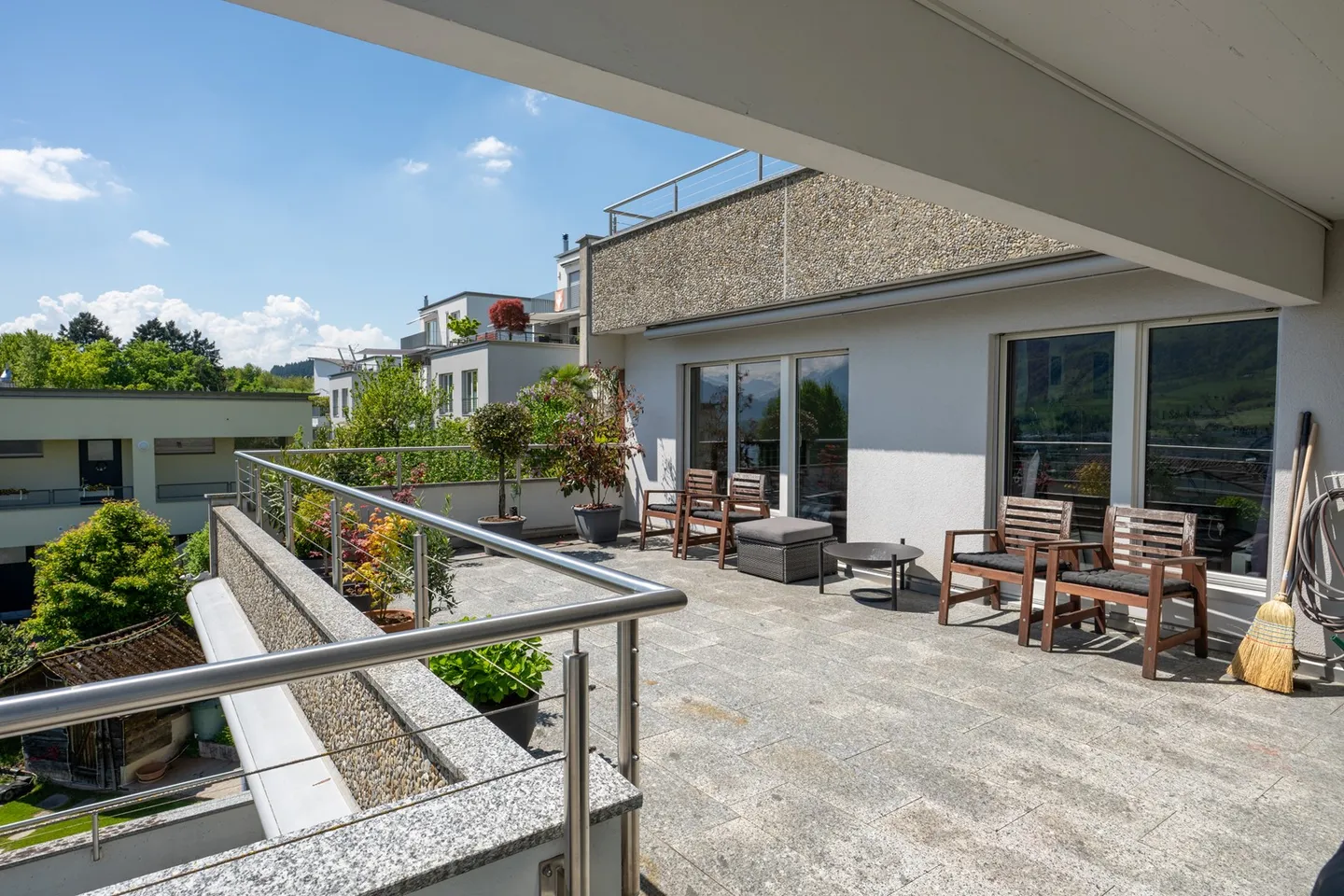 Casa spaziosa e luminosa con vista panoramica - Foto 3 di 18