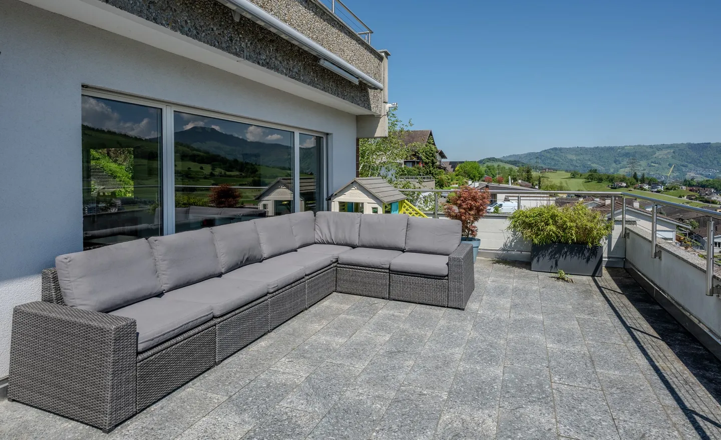 Casa spaziosa e luminosa con vista panoramica - Foto 4 di 18