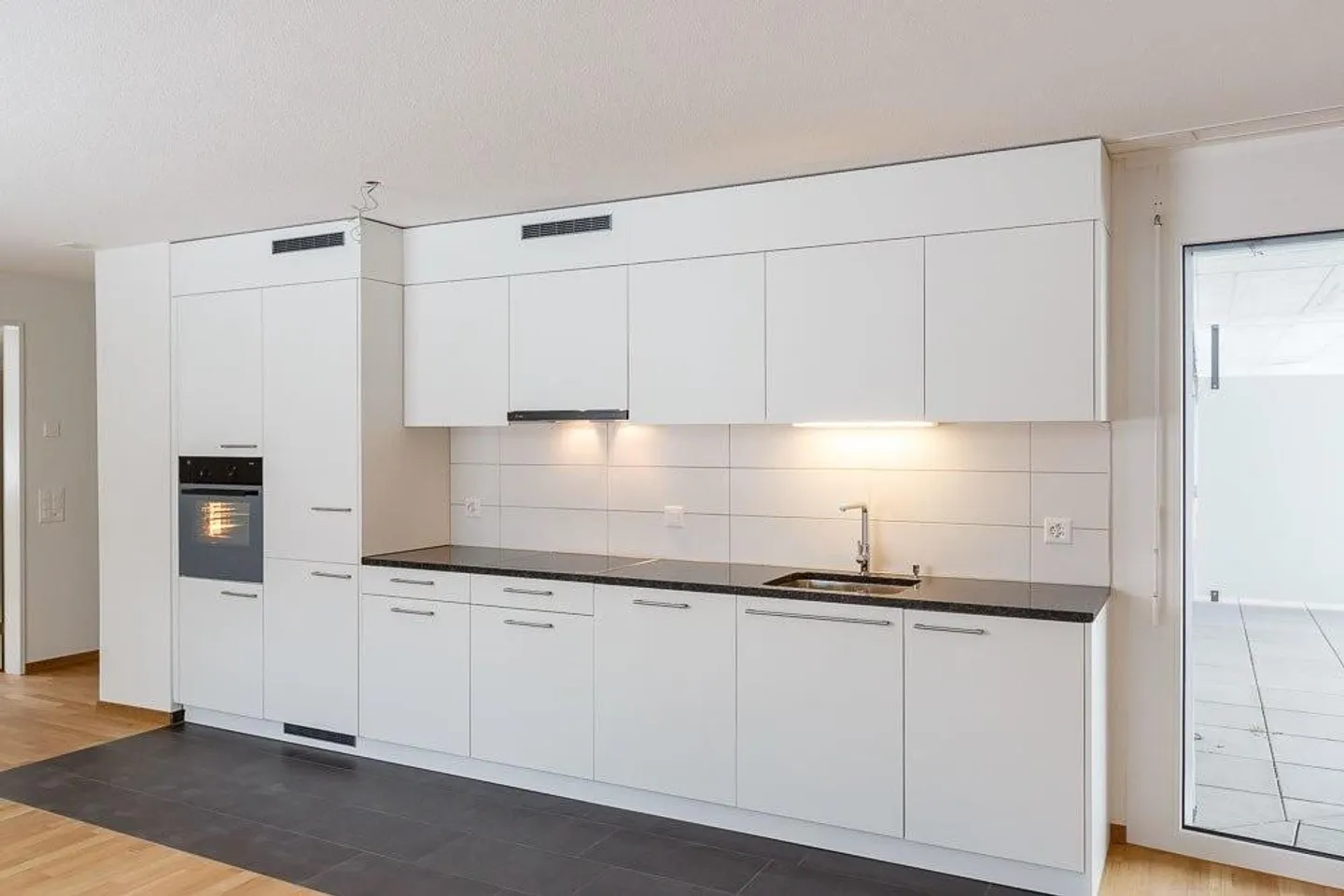 1x Affitto Netto Gratuito - Appartamento Attico a Grenchen - Foto 4 di 9