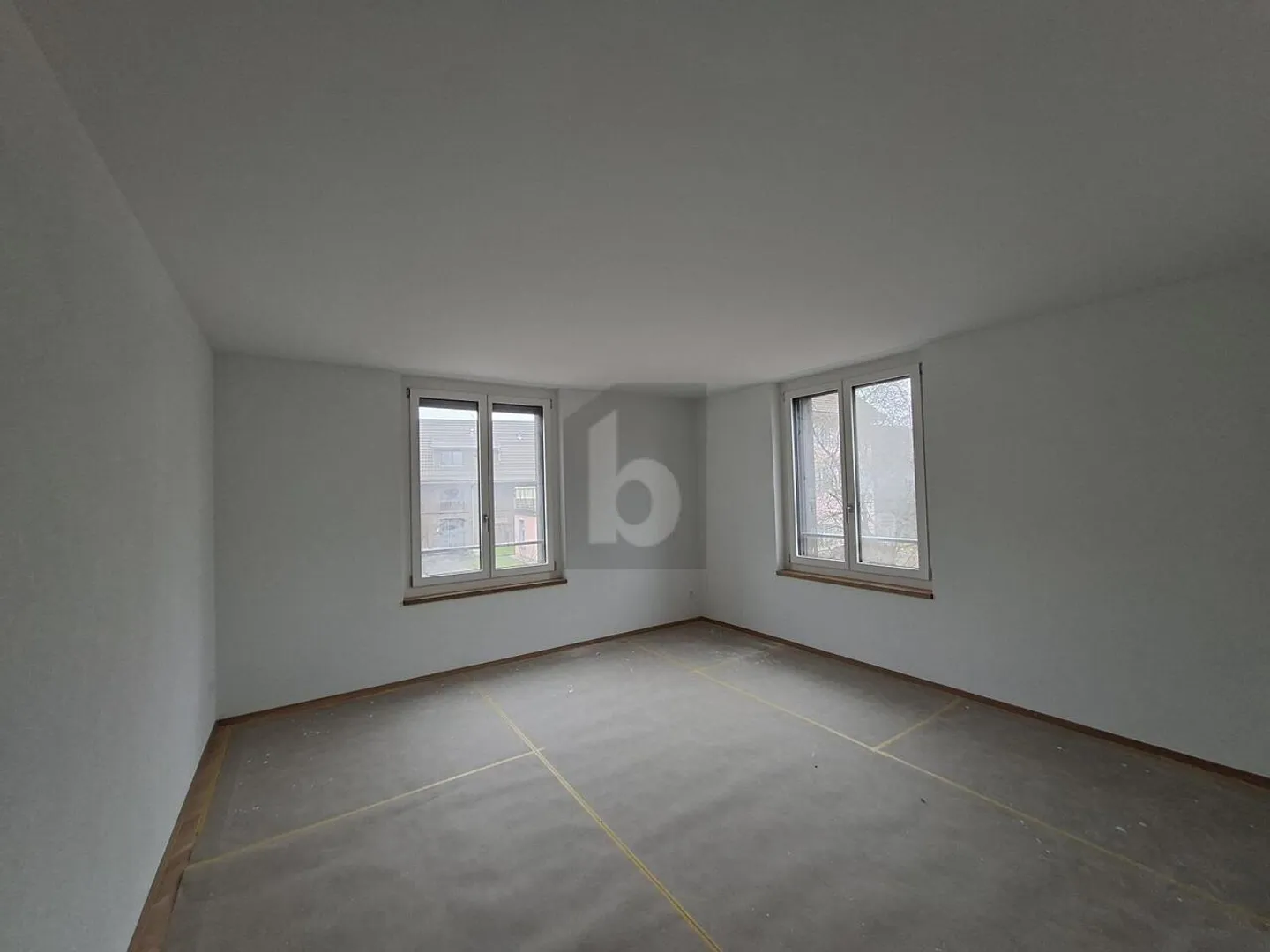 ELEGANCE, COMFORT, AND LIGHT FOR THE WHOLE FAMILY - Photo 4 of 6