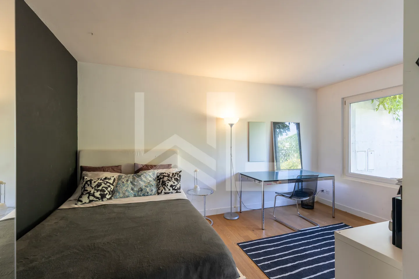 Belle propriété contemporaine avec vue panoramique - Photo 15 sur 23