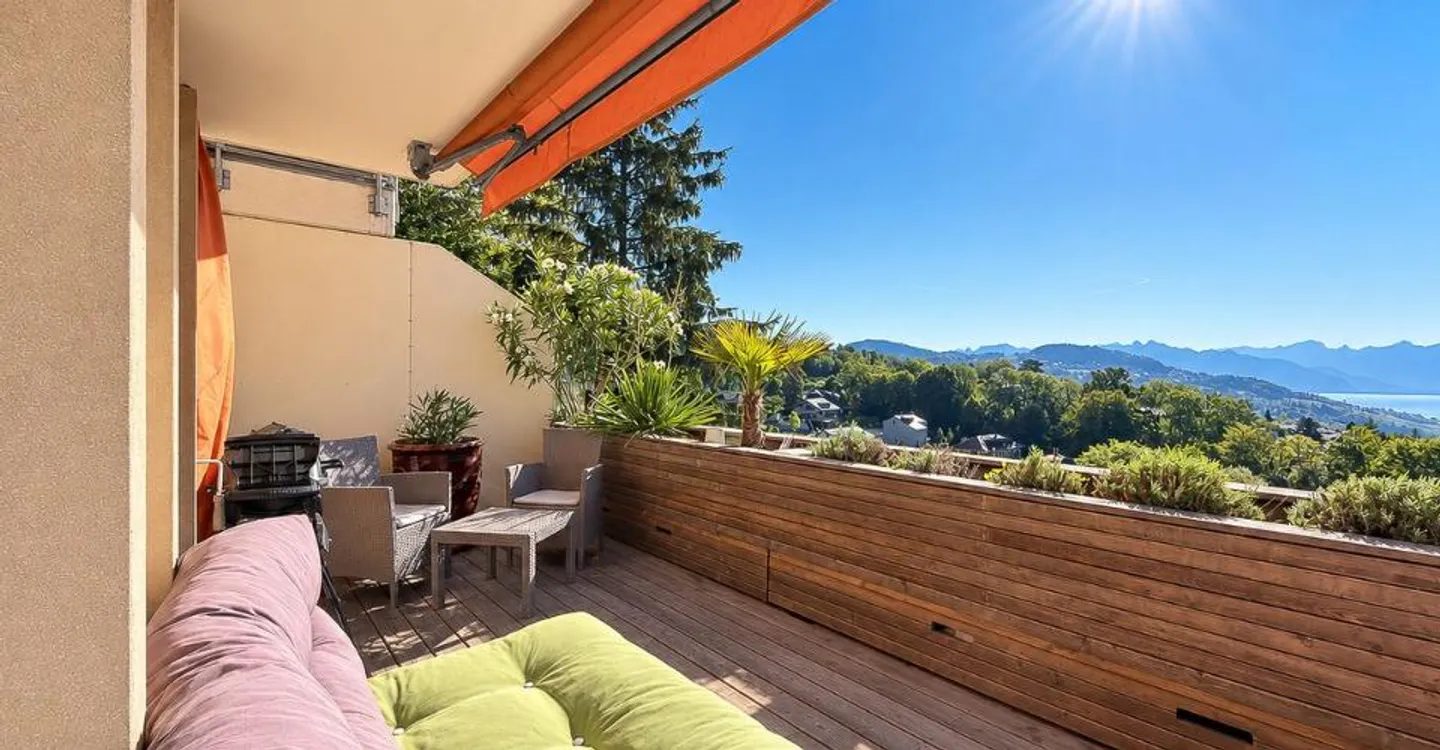 Elegante 2,5-Zimmer-Wohnung, Panoramablick auf den See und die Alpen - Foto 13 von 13