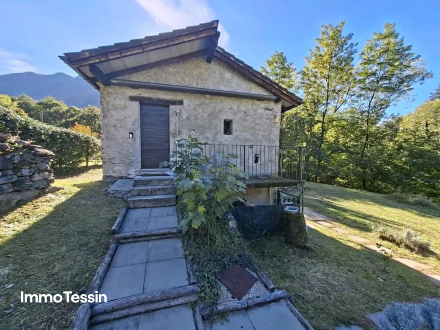 OPPORTUNITÀ: Rustico ultra moderno in una posizione unica con un enorme terreno di 4500 m2 e assoluta privacy - Foto 5 di 13