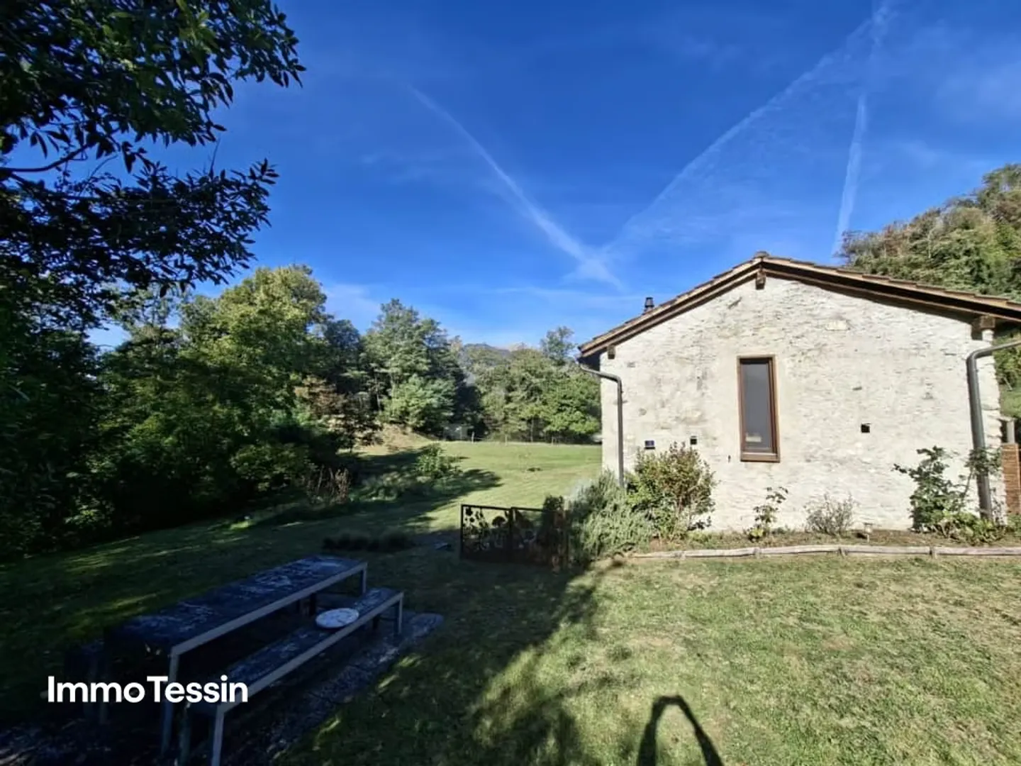 OPPORTUNITÀ: Rustico ultra moderno in una posizione unica con un enorme terreno di 4500 m2 e assoluta privacy - Foto 7 di 13