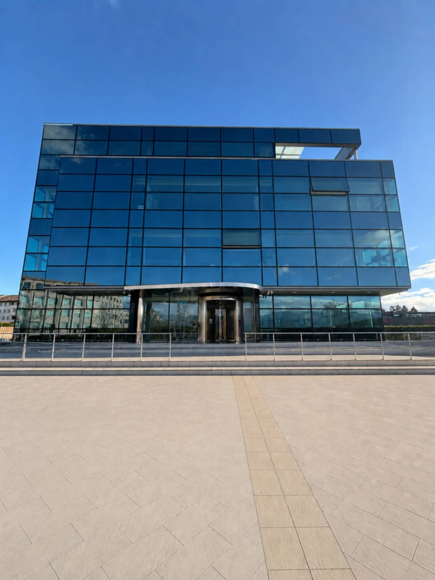 Büro Nahe Flughafen Genf - Foto 1 von 9
