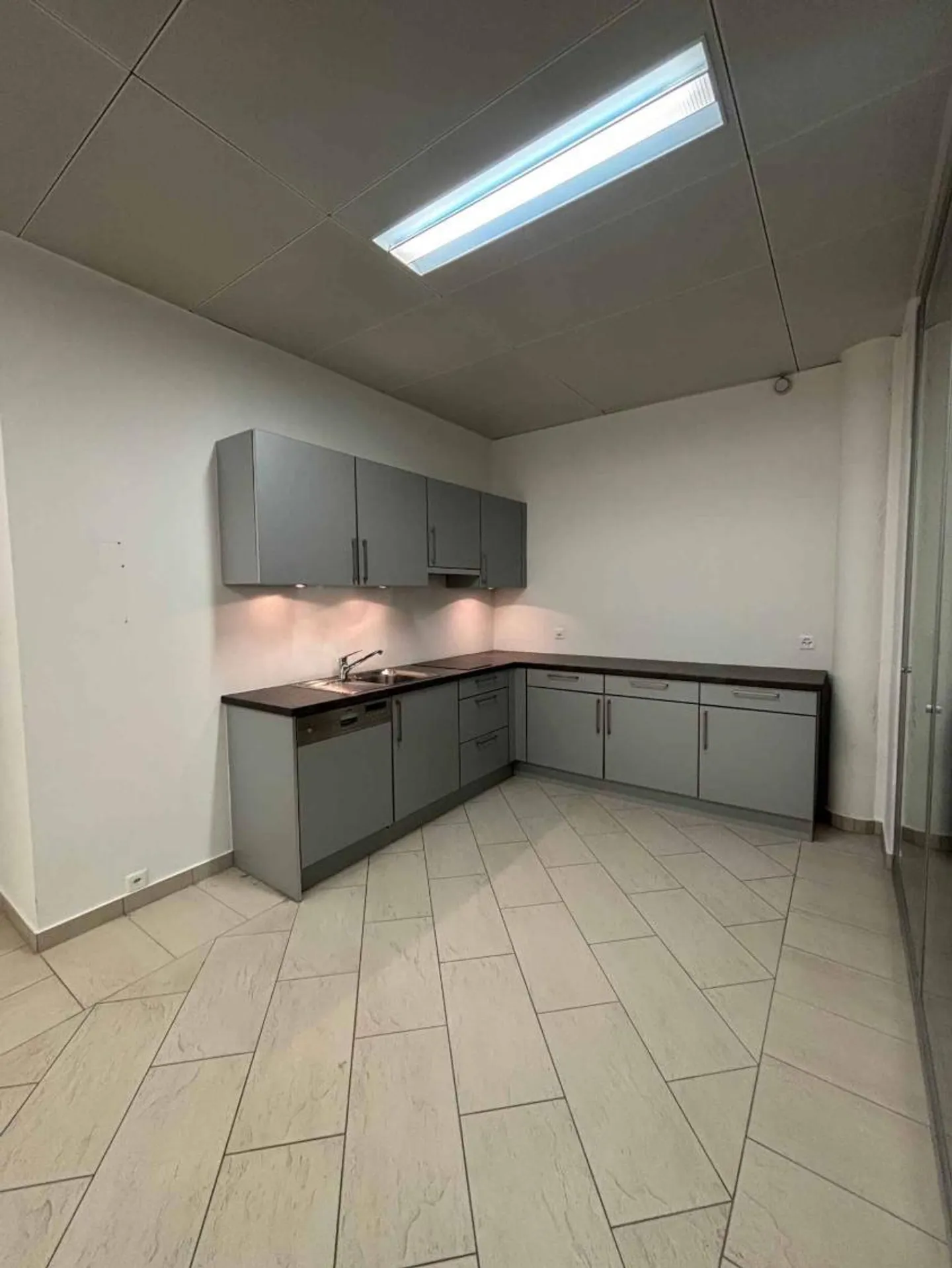 Büro Nahe Flughafen Genf - Foto 7 von 9