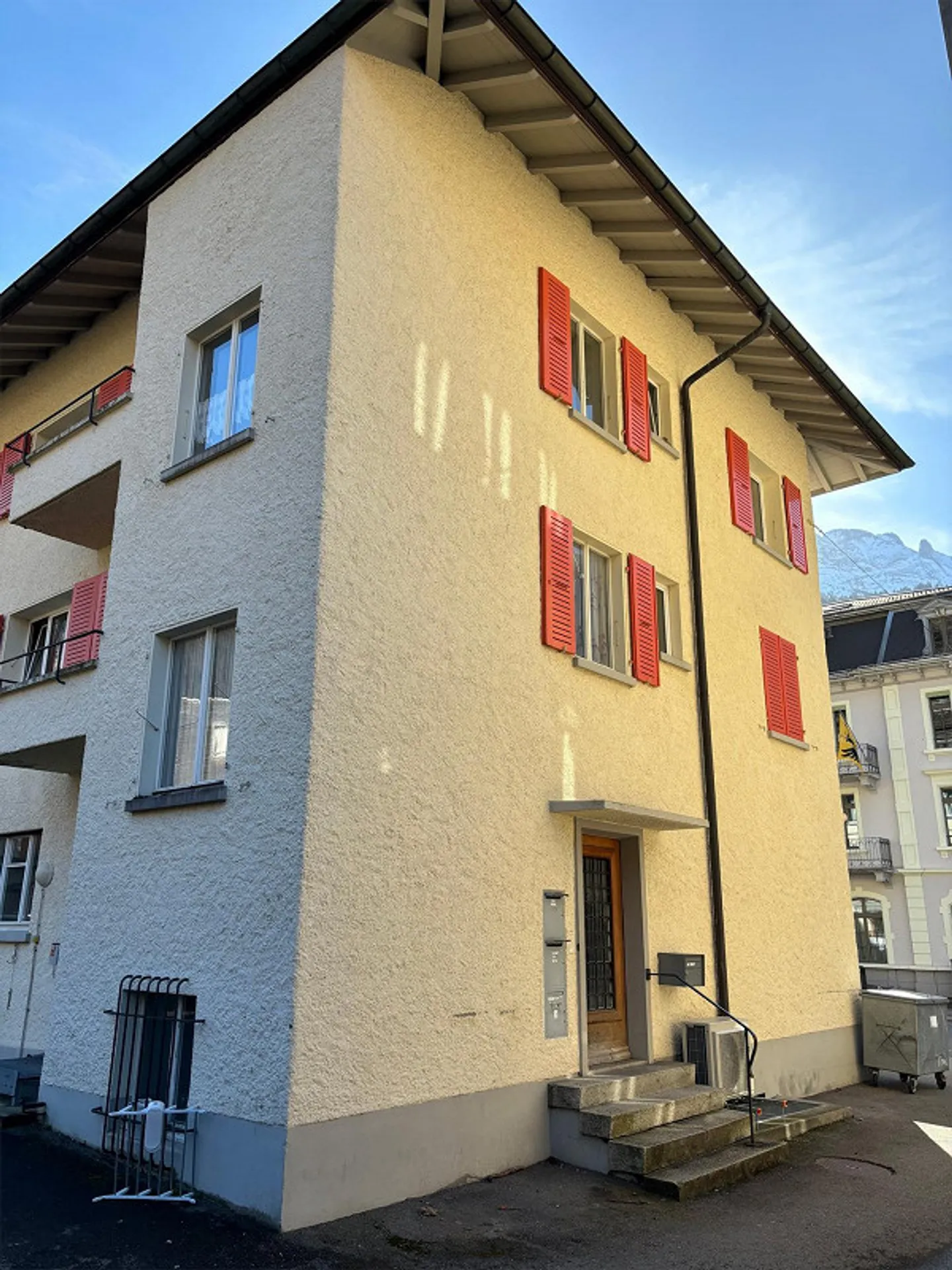 MFH Casa Plurifamiliare Meiringen / Centro - Foto 3 di 9