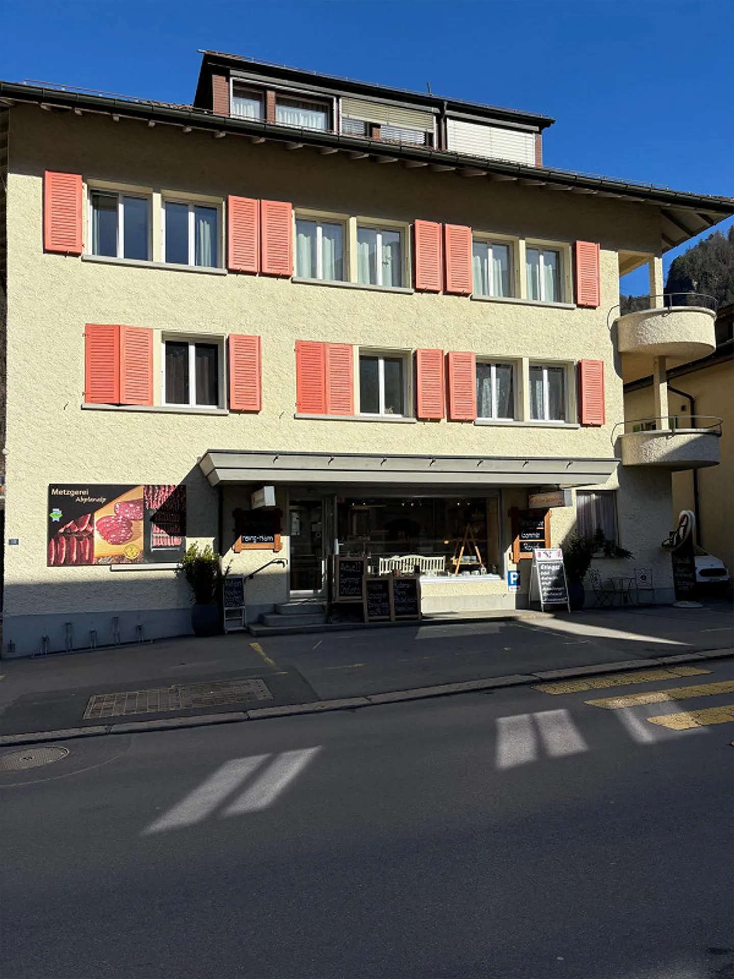 MFH Casa Plurifamiliare Meiringen / Centro - Foto 4 di 9