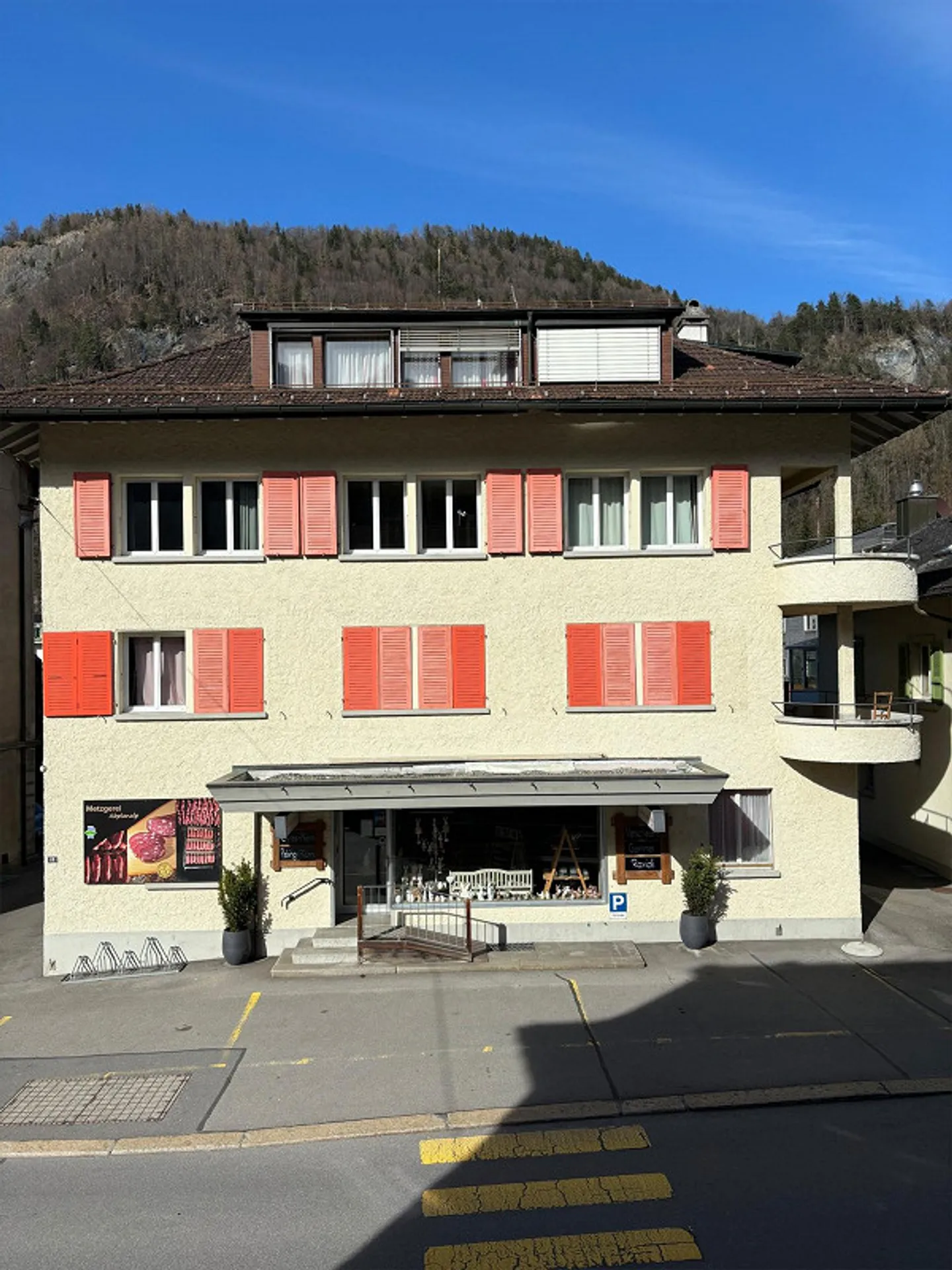 MFH Casa Plurifamiliare Meiringen / Centro - Foto 8 di 9