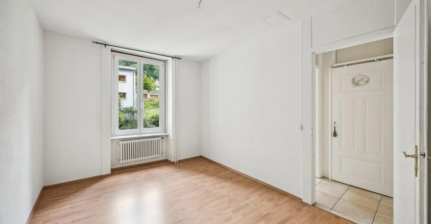Appartement spacieux avec balcon - Photo 5 sur 6