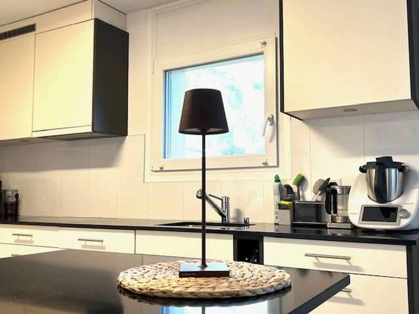 Elegant House in Residential Area - Photo 9 of 13